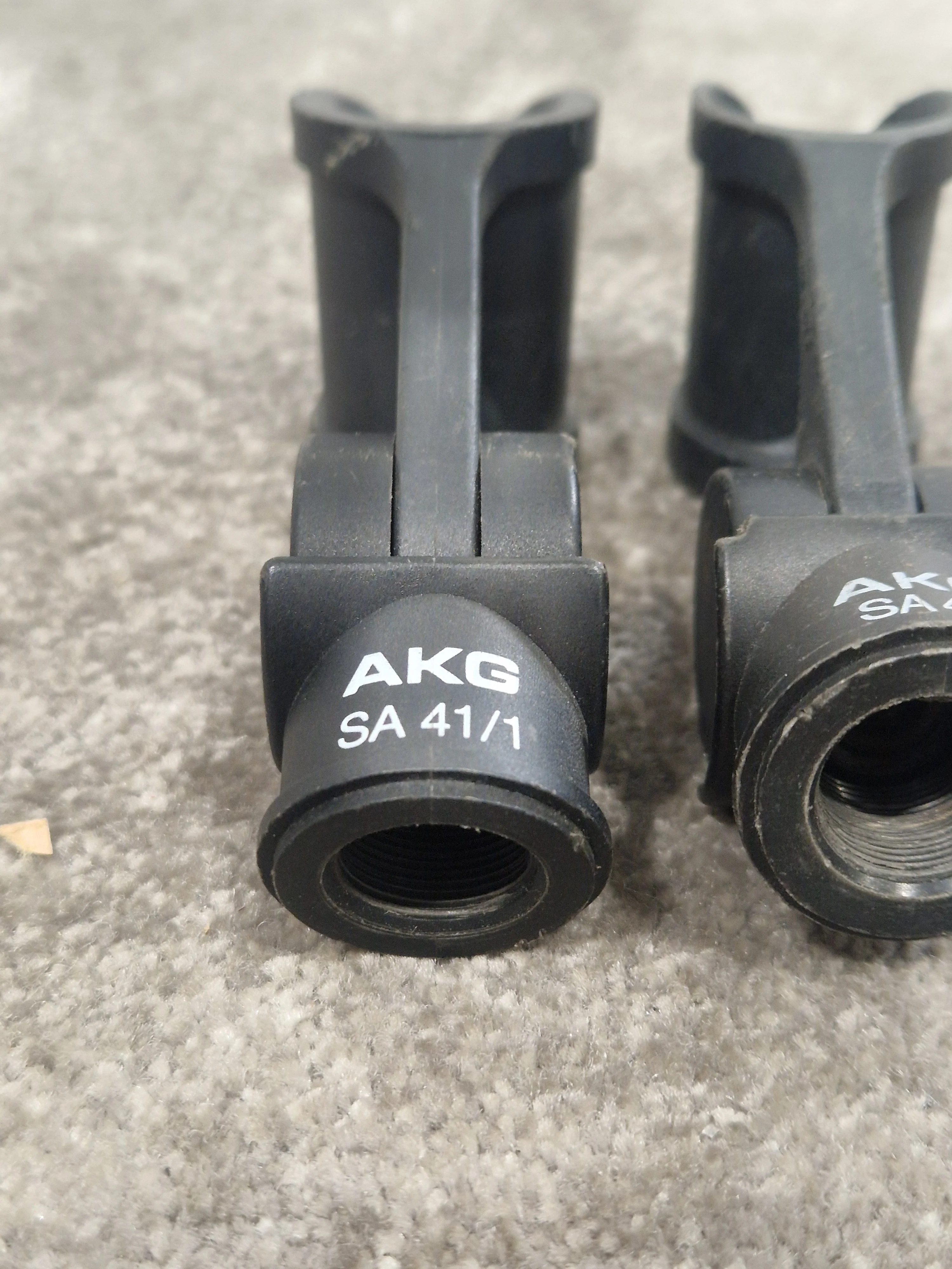 AKG SA-40 And AKG SA41/1 Mic Holders - Durable Construction - Very Good - Image 8