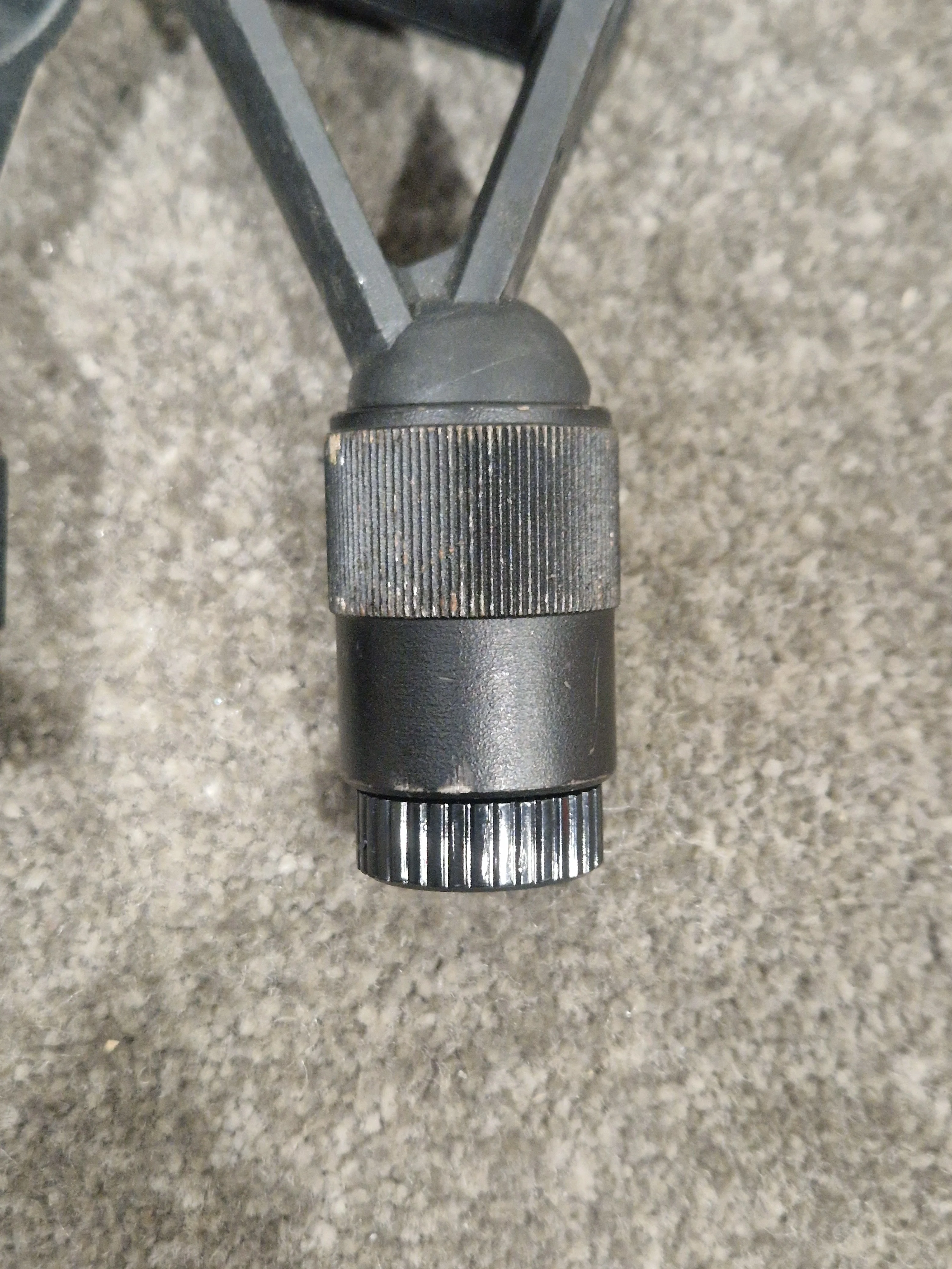 AKG SA30 Mic Holders Set OF 2 - Rugged Construction - Very Good - Image 6