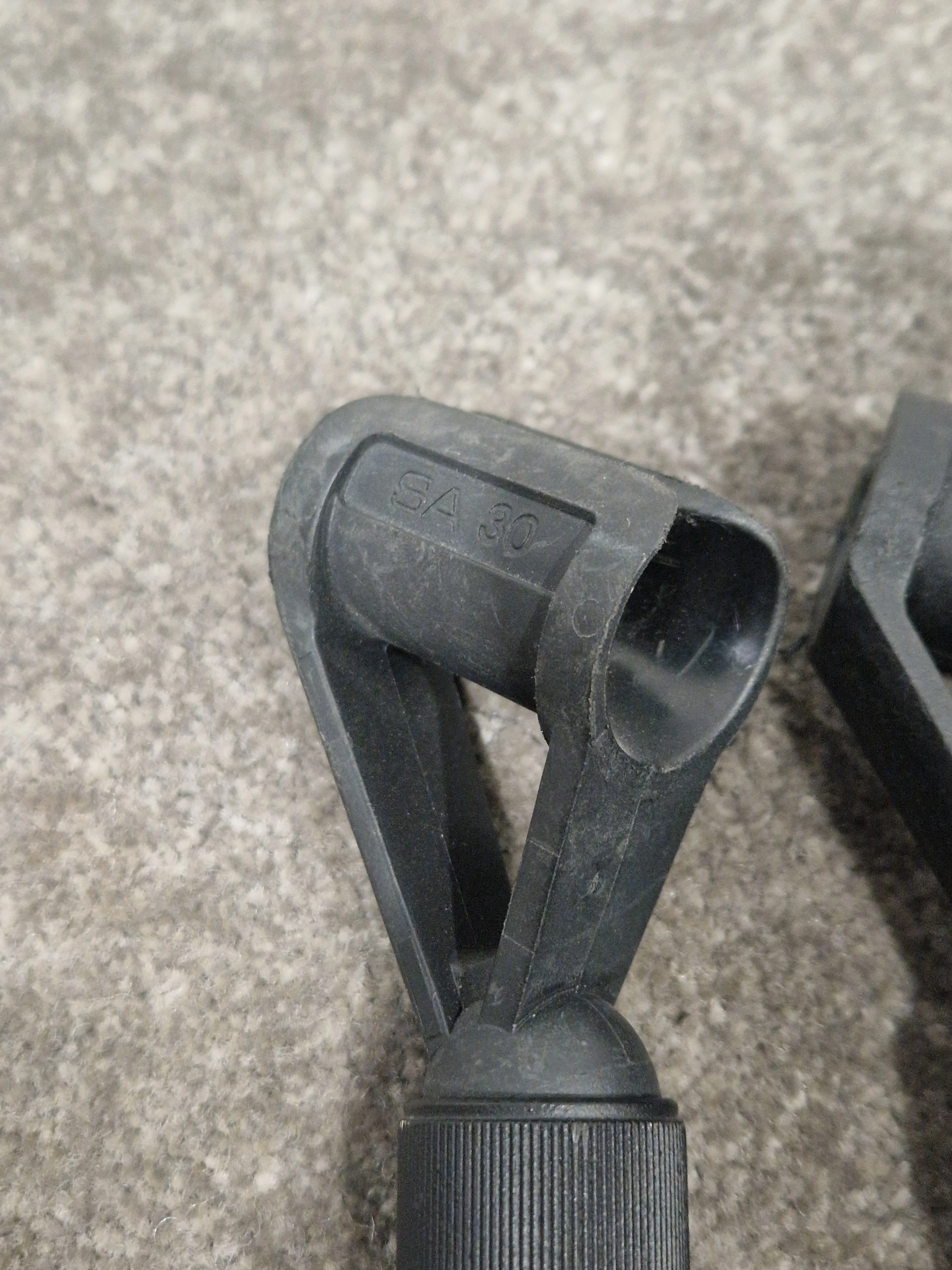 AKG SA30 Mic Holders Set OF 2 - Rugged Construction - Very Good - Image 8