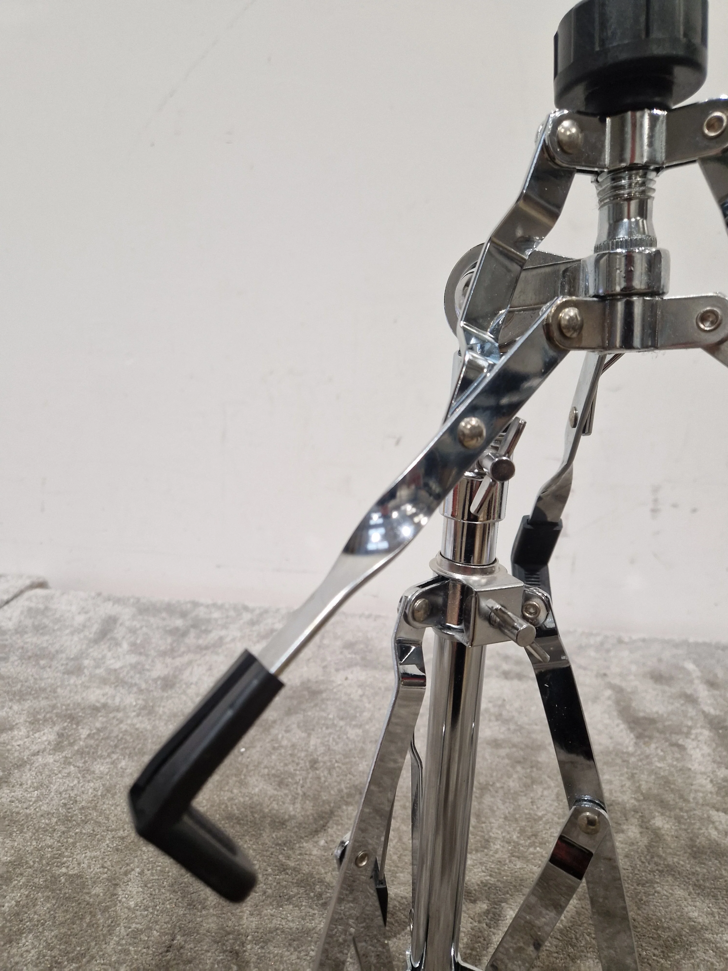 Aleawol Lightweight Drum Stand - Stand - Good - Image 4