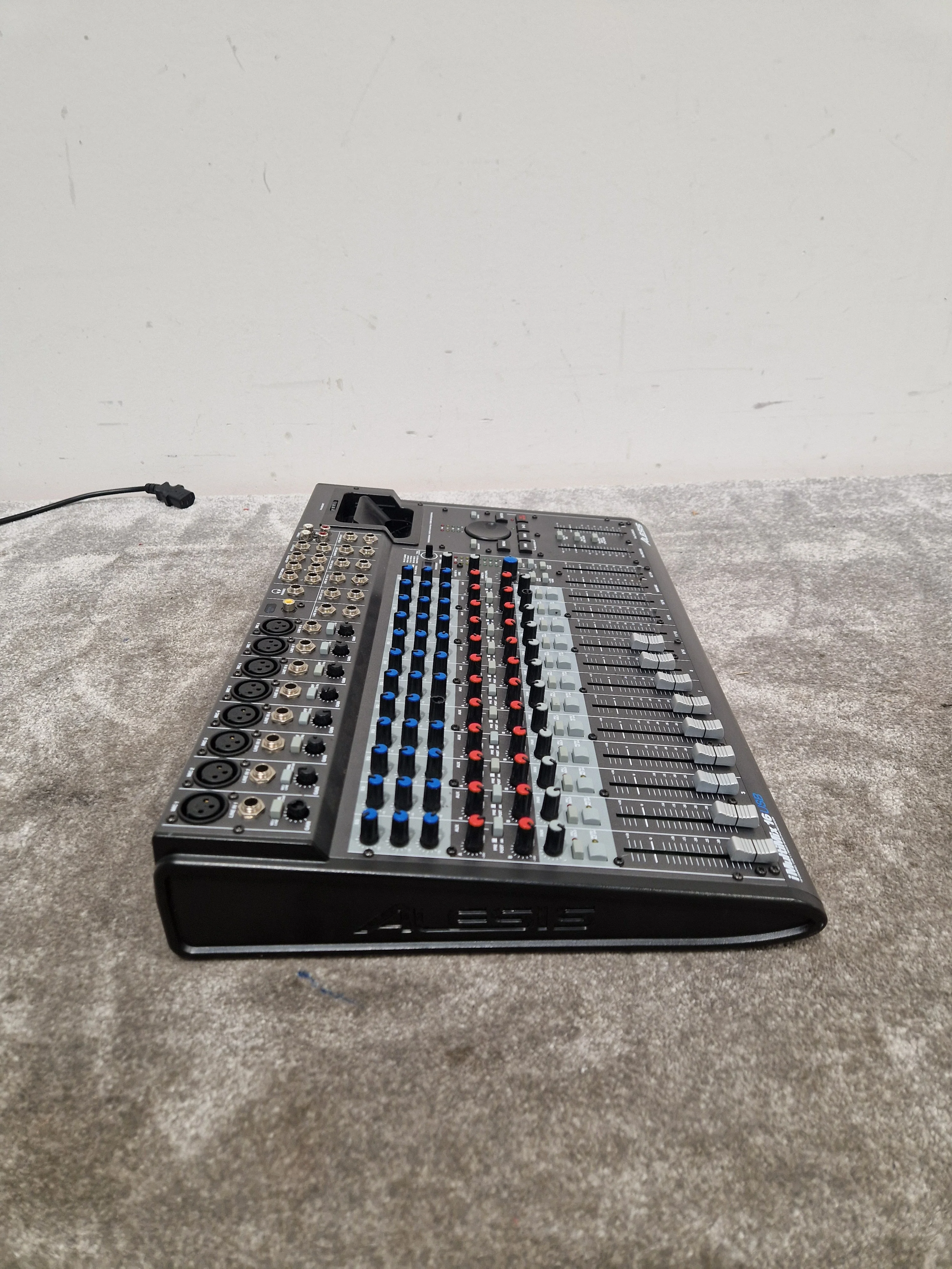 Alesis IMultiMix 16USB Mixing Desk - 16-Channel USB Interface - Good - Image 8