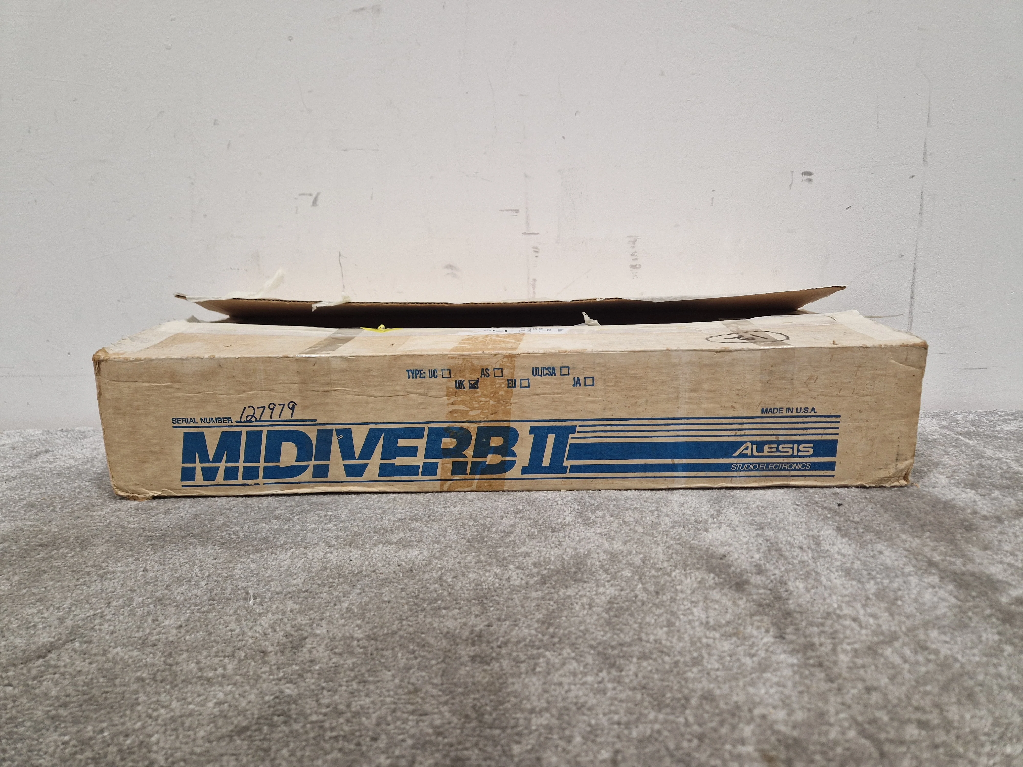 Alesis Microverb 2 - Digital Reverb Unit - Spares or Repair w/ Original Box - Image 4