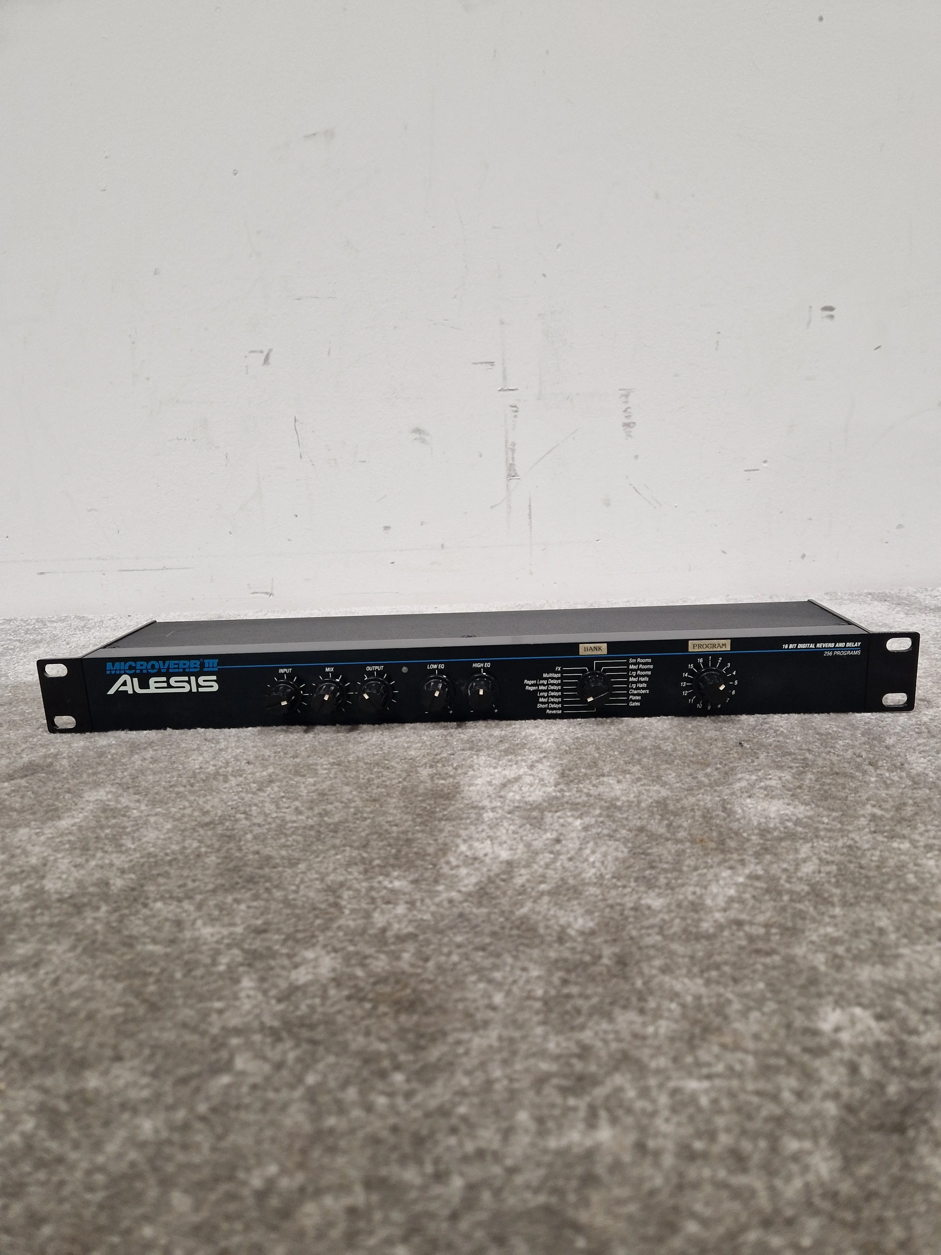 Alesis Microverb 3 - Digital Reverb Processor - Excellent - Image 2