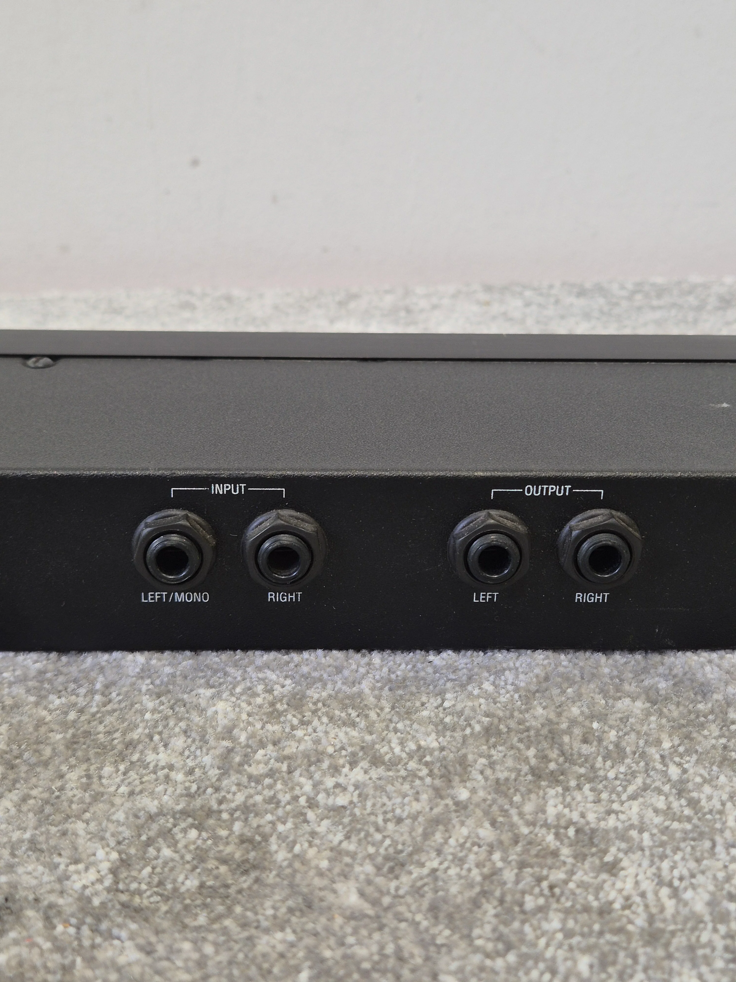Alesis Microverb 4 - Digital Reverb Processor - Very Good w/ Original box - Image 10