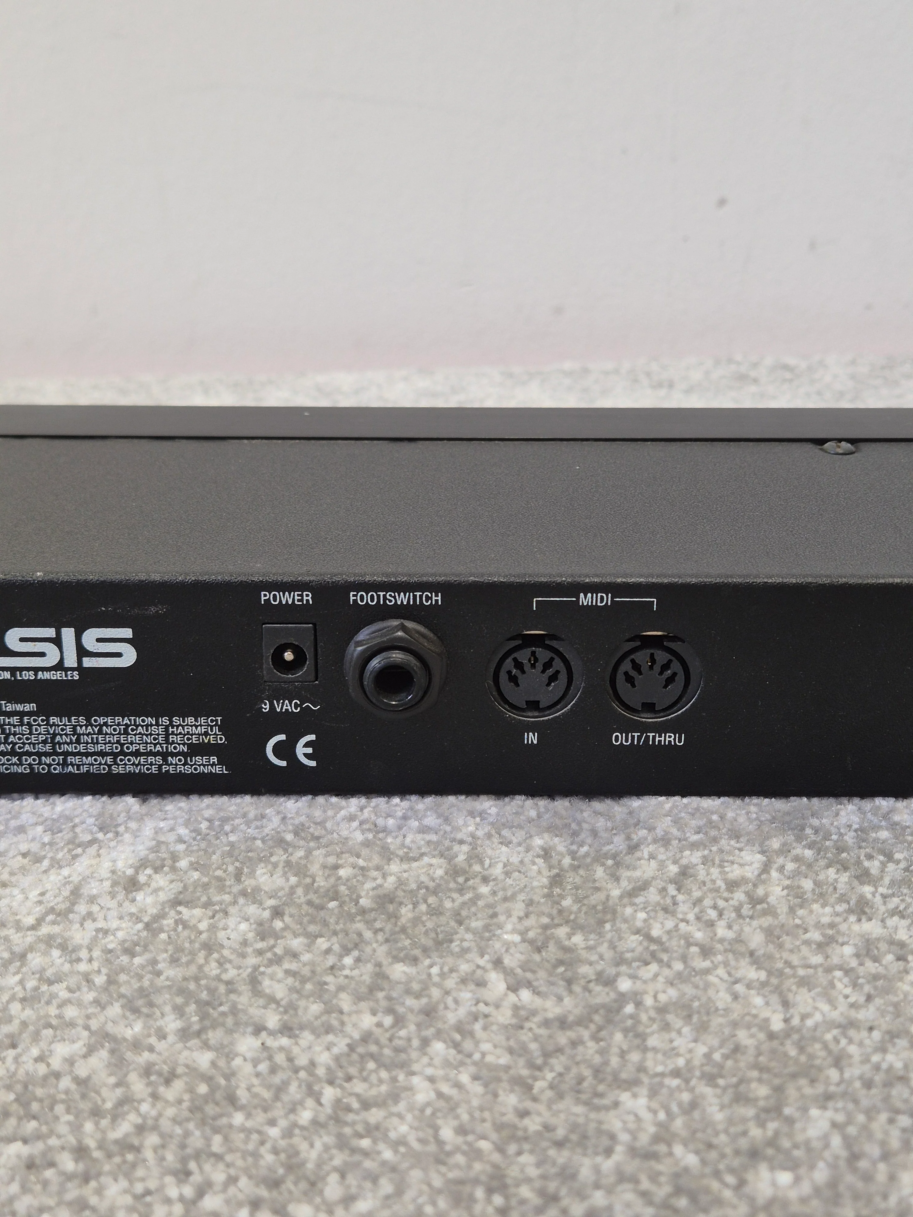 Alesis Microverb 4 - Digital Reverb Processor - Very Good w/ Original box - Image 9