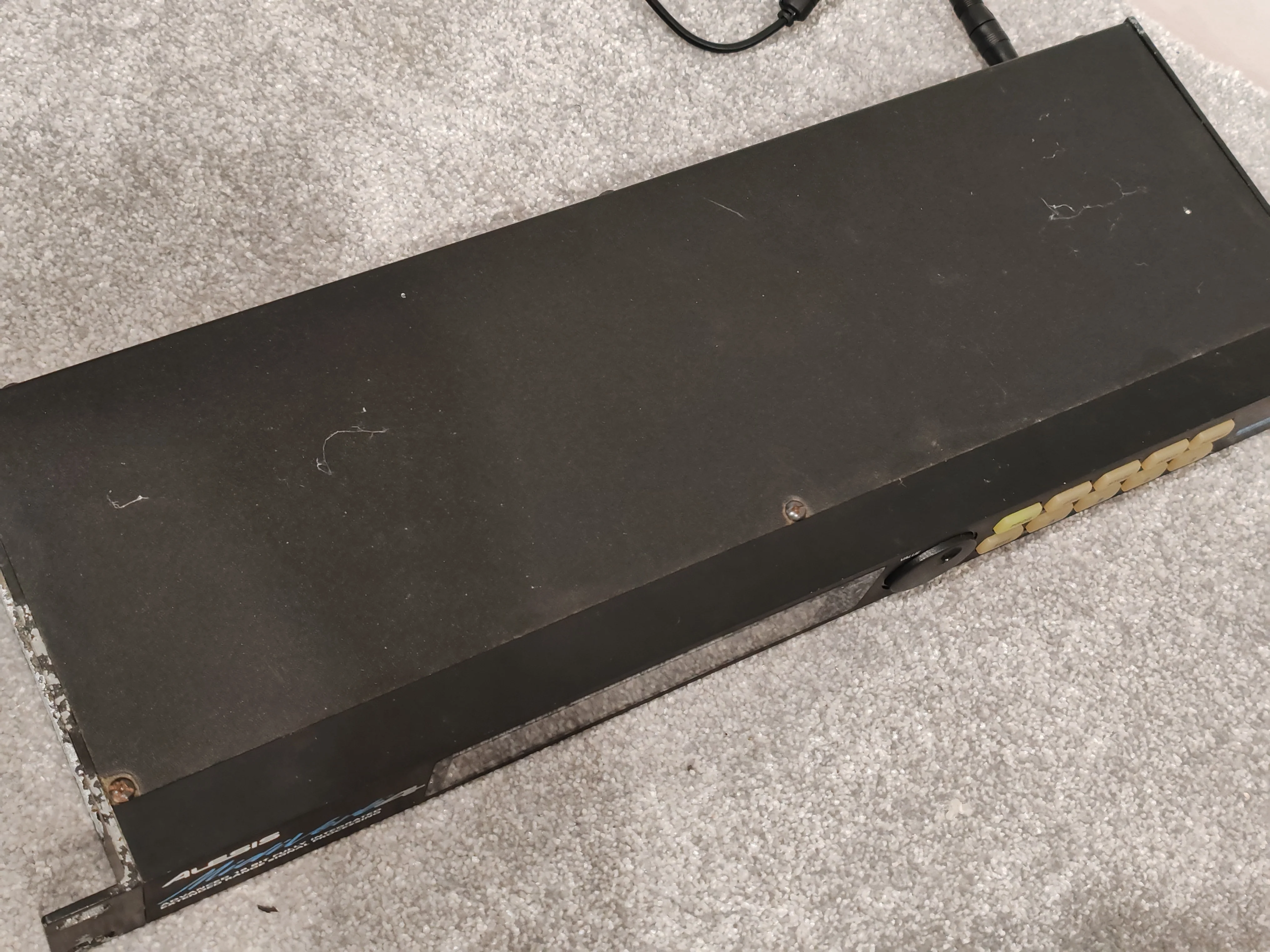 Alesis MidiVerb 4 - Advanced 18 Bit Fully Integrated Signal Processing - Image 11