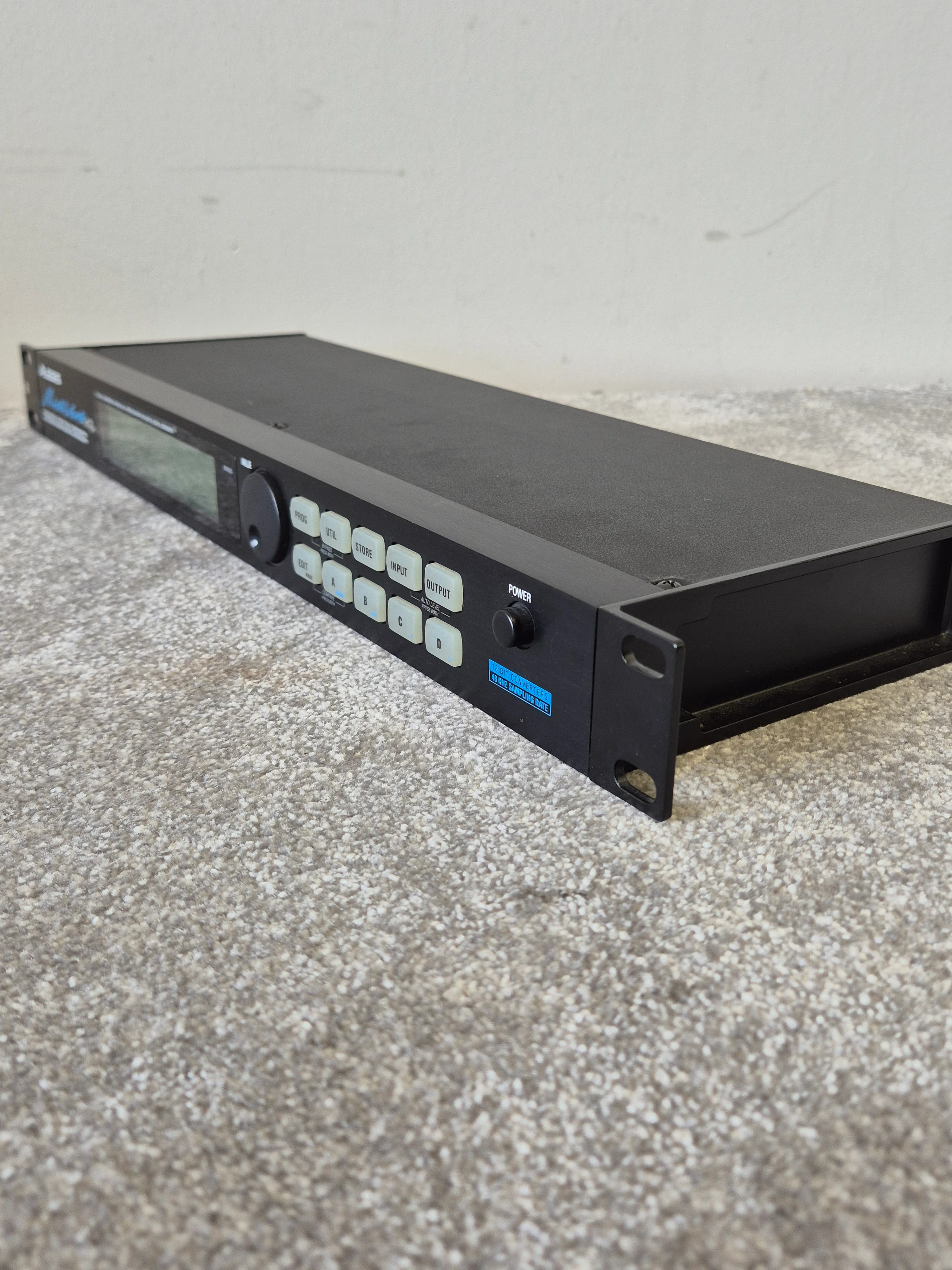 Alesis MidiVerb 4 - Dual-Channel Digital Signal Processor - Image 10
