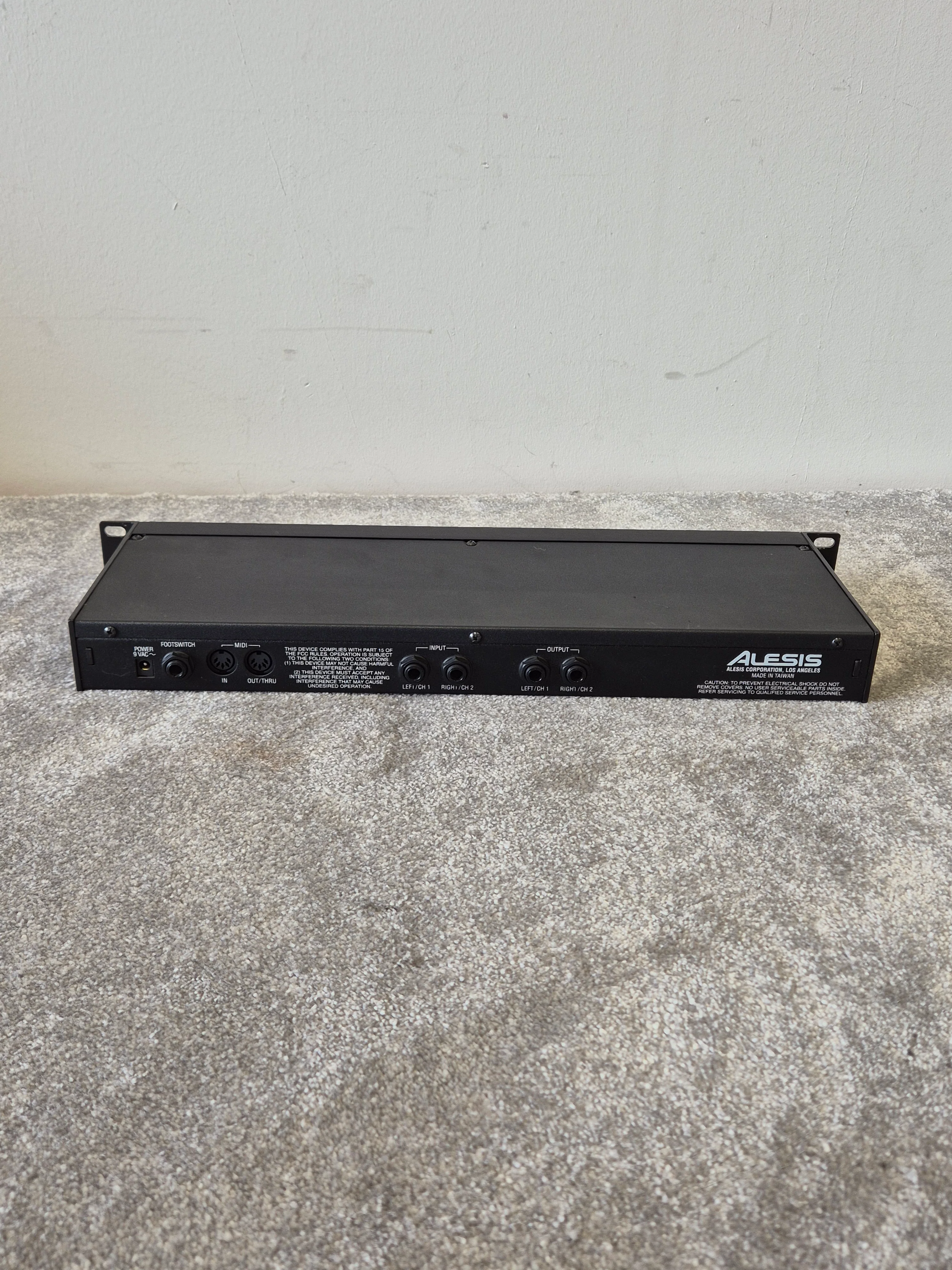 Alesis MidiVerb 4 - Dual-Channel Digital Signal Processor - Image 6