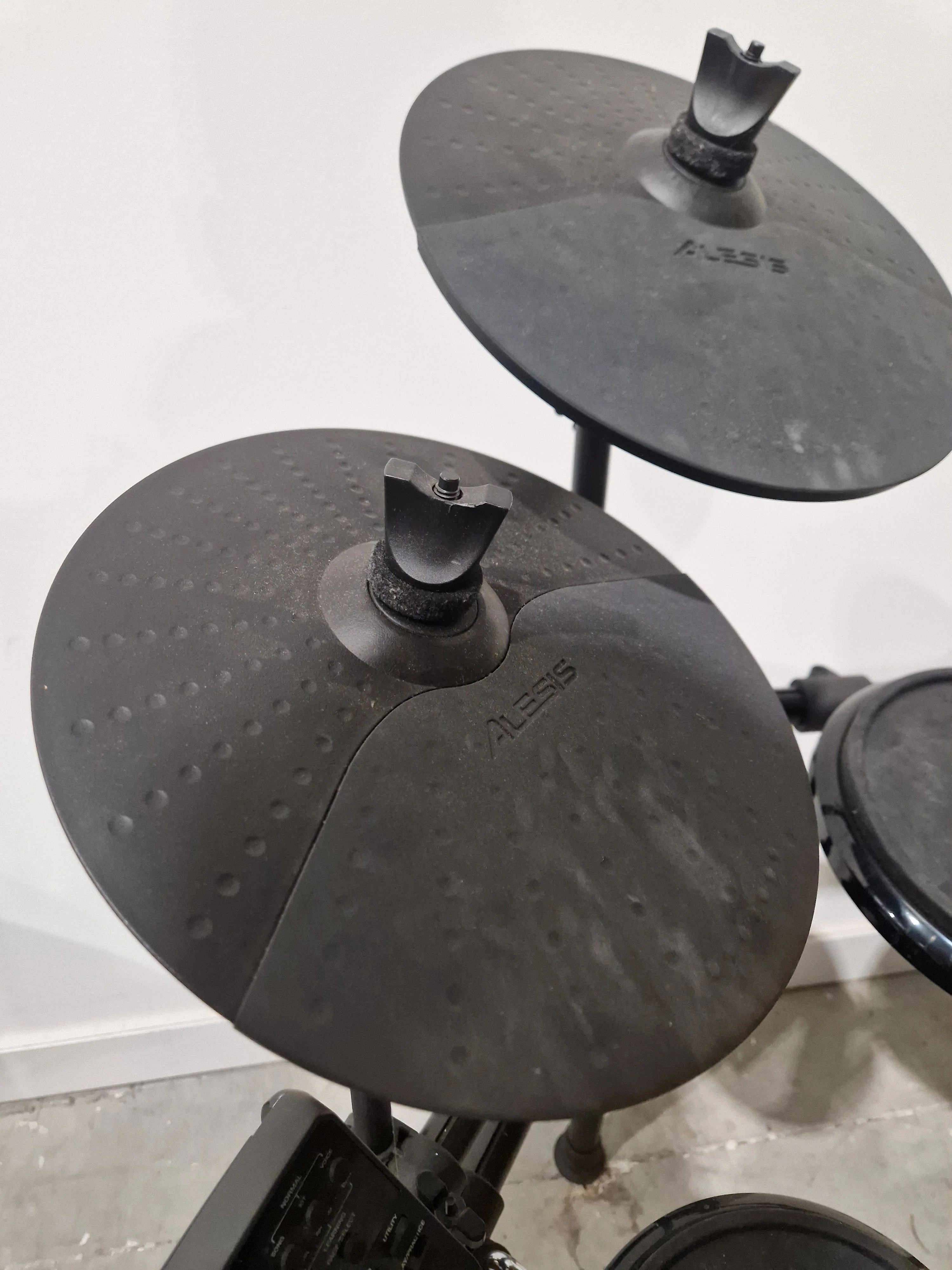 Alesis Nitro Mesh Kit - Electronic Drum Kit - 8-Piece - Black - Excellent w/ Power Supply - Image 24