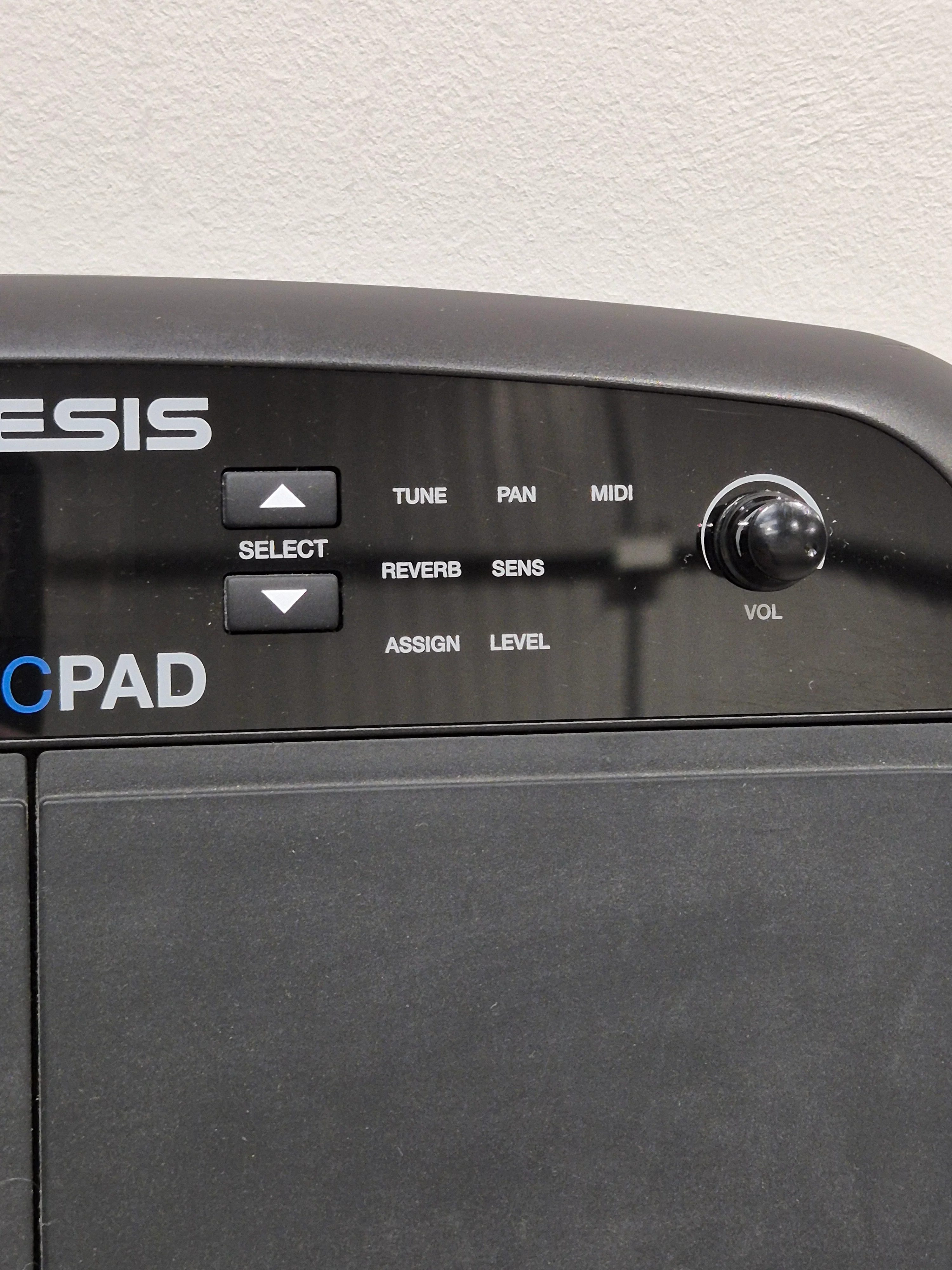 Alesis Perc Pad - Compact Four-Pad Percussion Instrument - Image 3