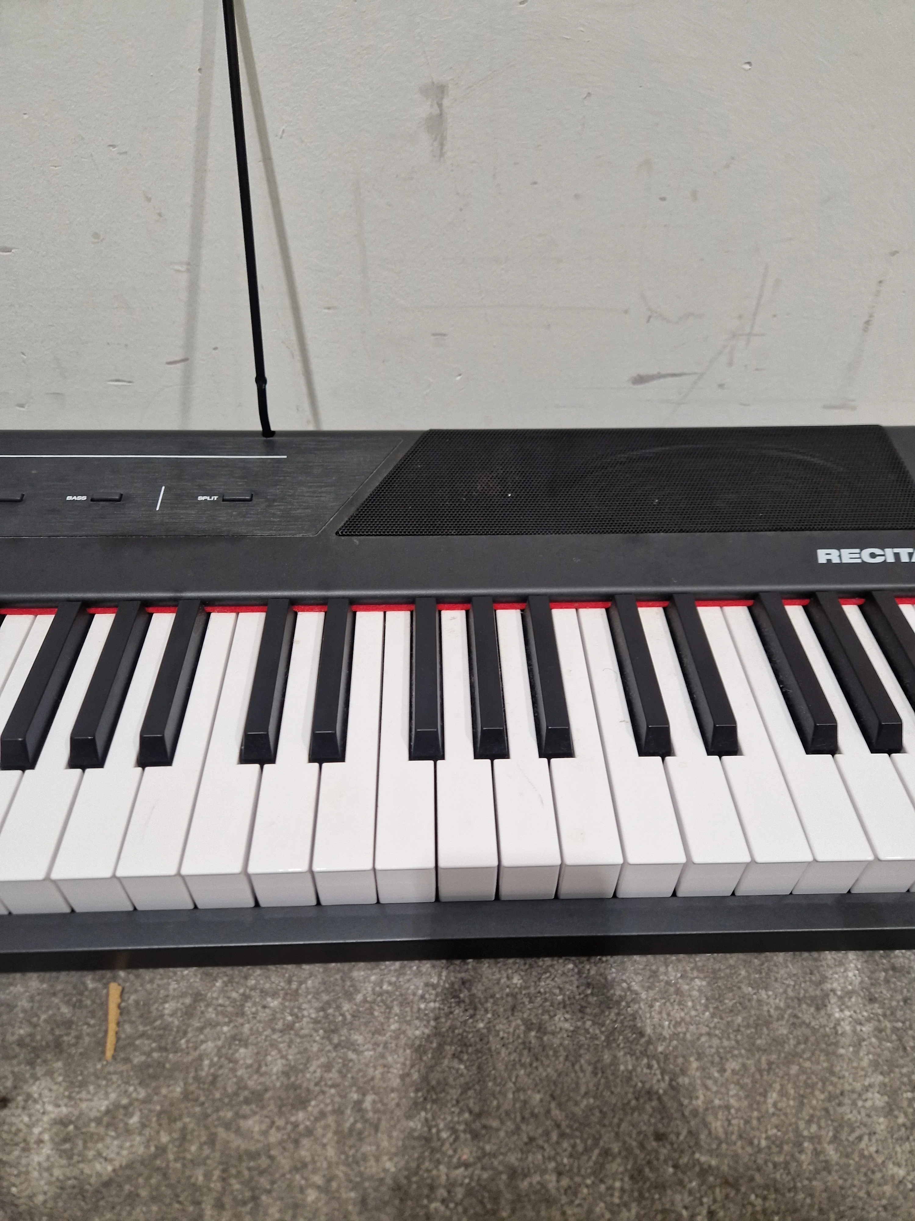 Alesis Recital - Digital Piano - 88-Key - Excellent w/ Power Supply & Pedal - Image 8