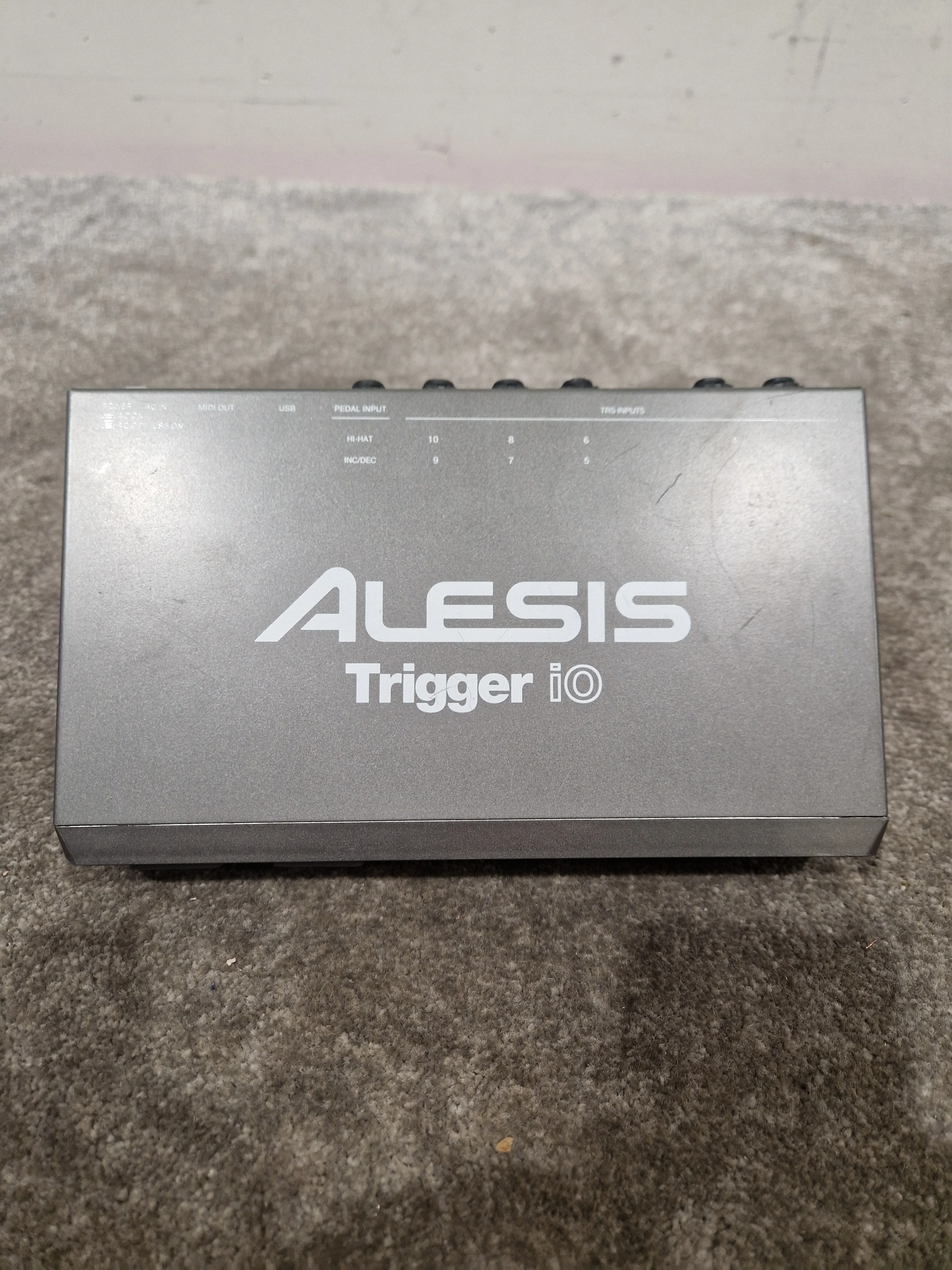 Alesis Trigger IO - USB to MIDI Drum Trigger Interface - With Cable and Mounting Clamp - Excellent - Image 12