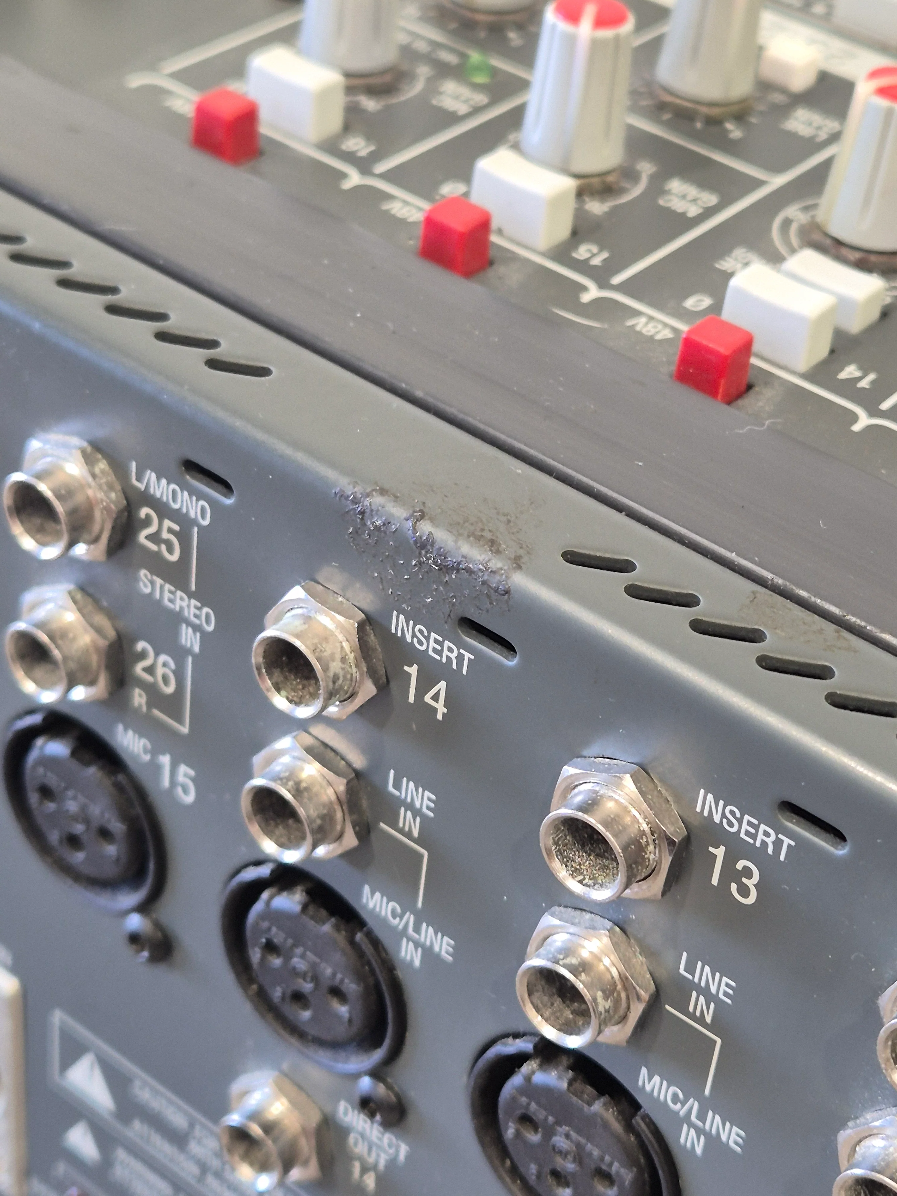 Allen & Heath GL2200 24-channel Mixing Console - 24 Channels, High-Quality Sound - Excellent w/ Lamp - Image 18