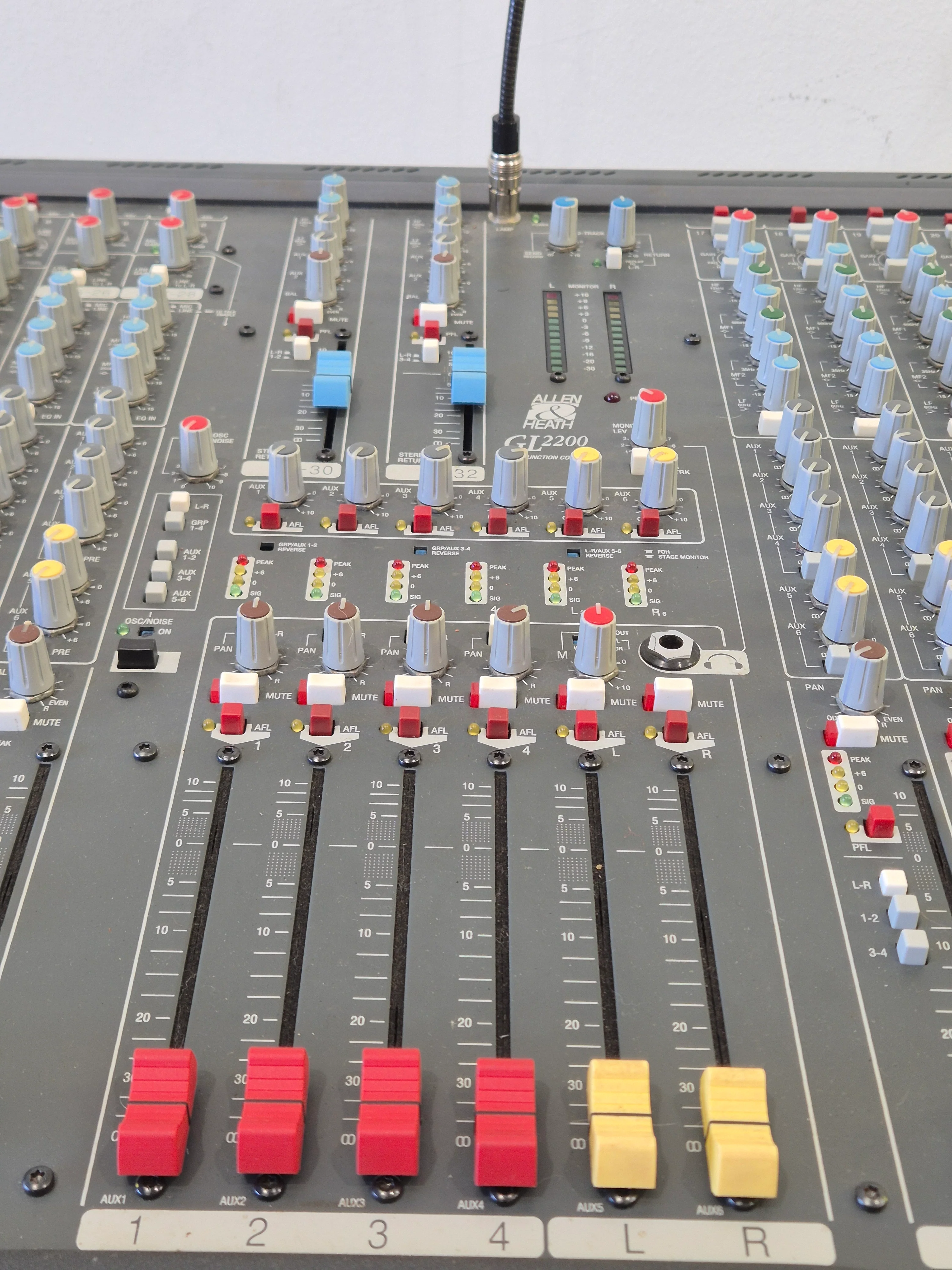 Allen & Heath GL2200 24-channel Mixing Console - 24 Channels, High-Quality Sound - Excellent w/ Lamp - Image 2