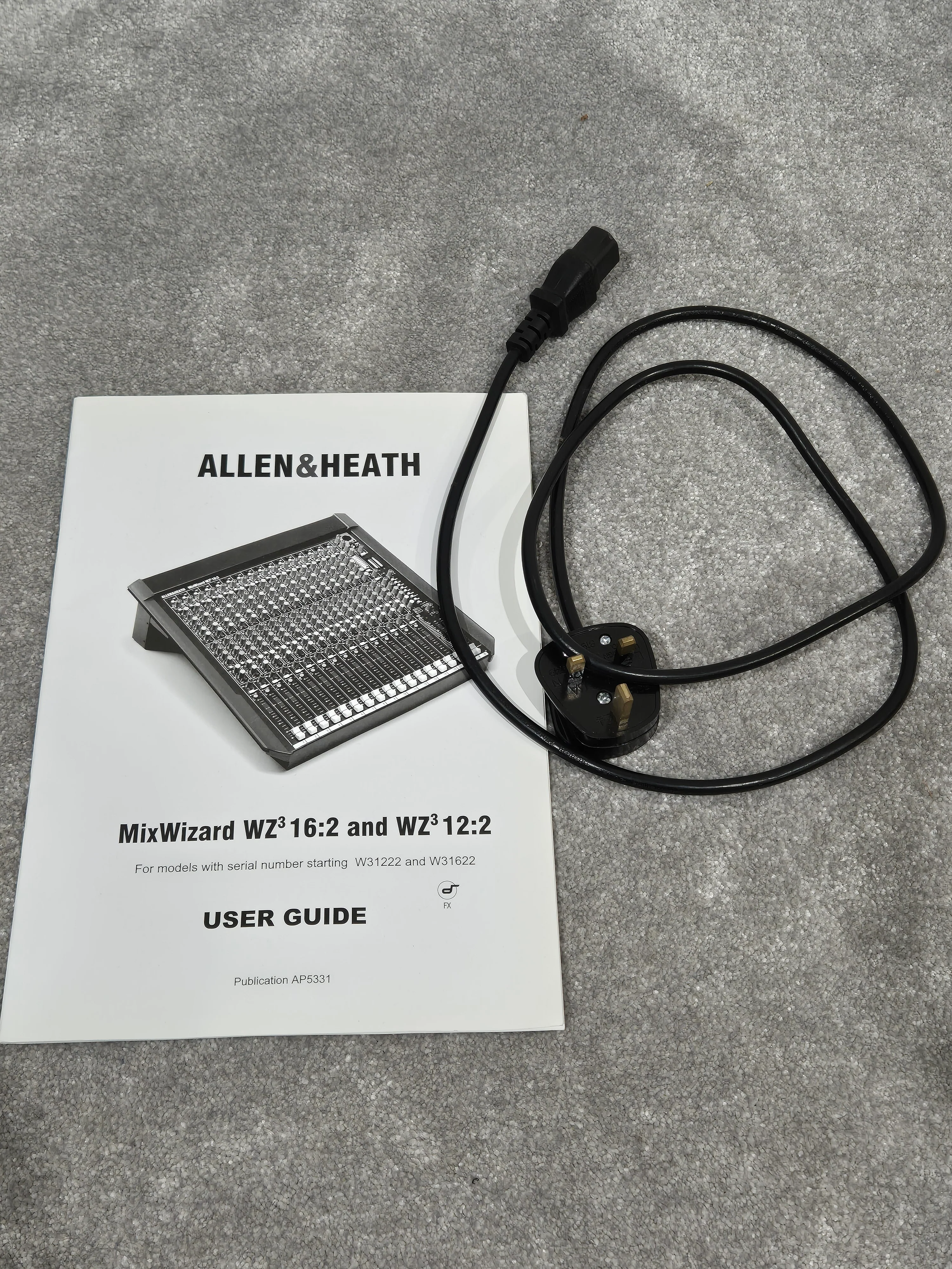 Allen & Heath Mix Wizard WZ3 16:2 - Professional Analog Mixer w/ Flight Case - Image 11