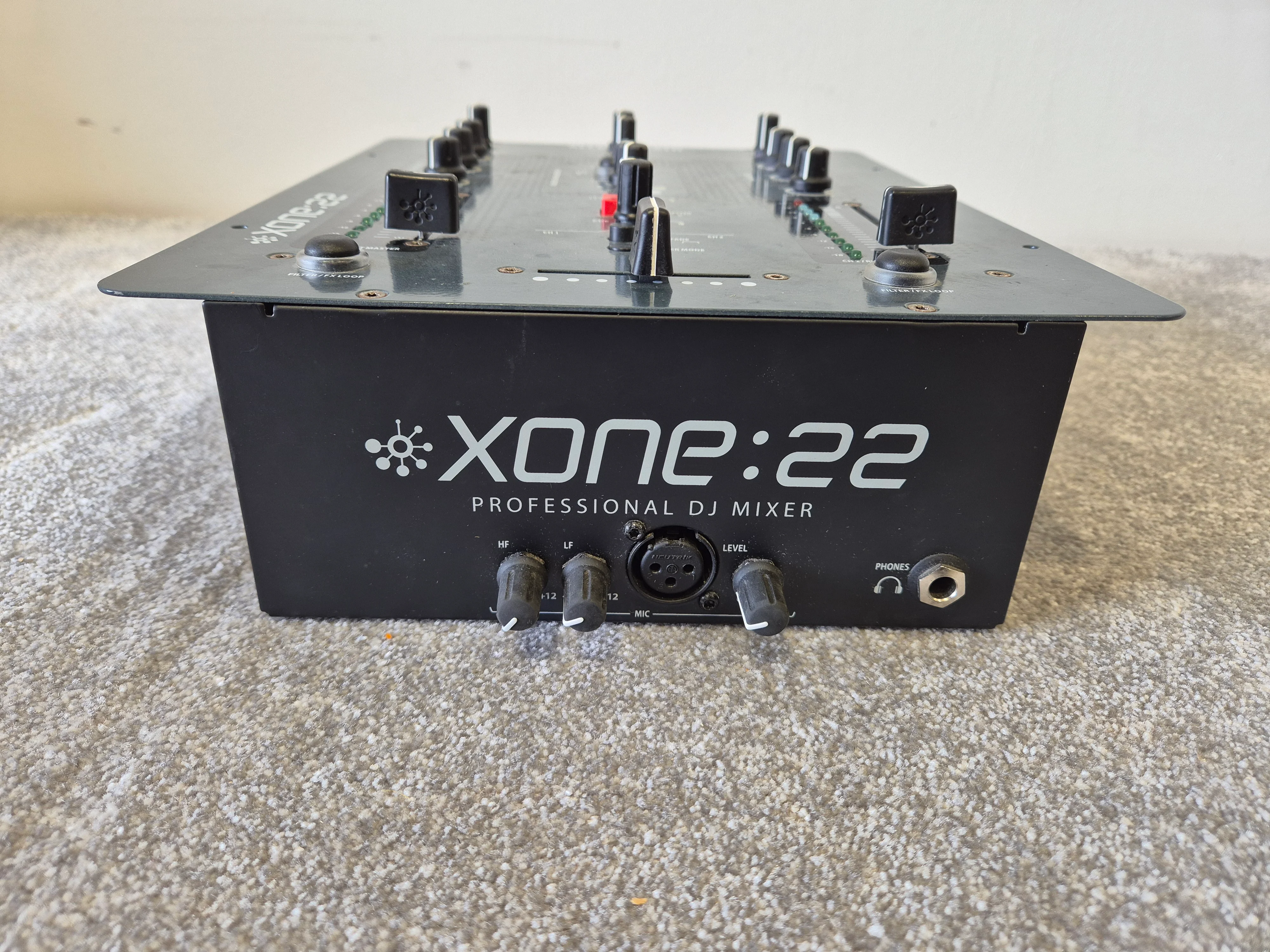 Allen & Heath XONE - 2-Channel Analogue DJ Mixer (Spares or Repairs) - Image 4