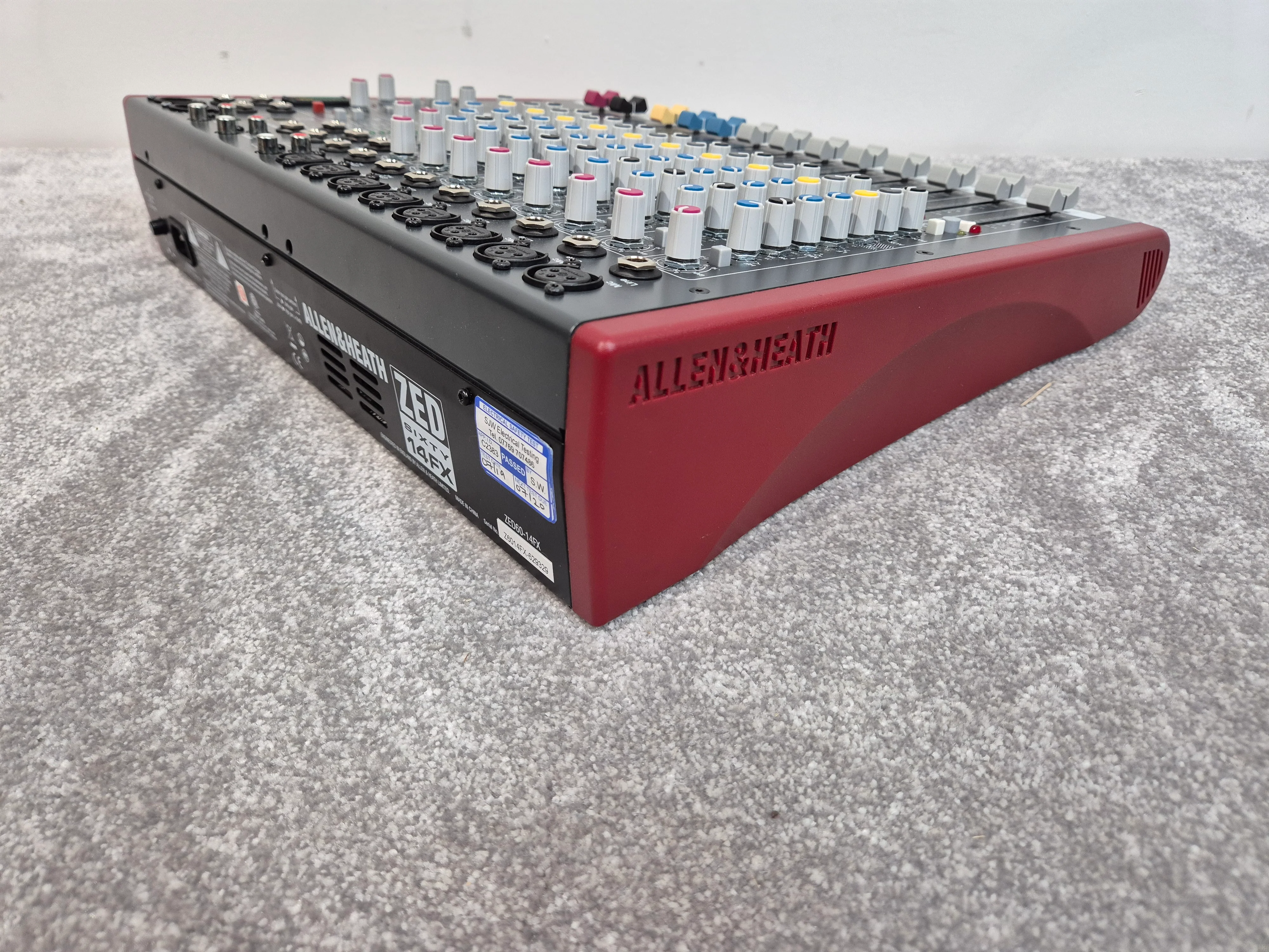 Allen & Heath ZED Sixty-14FX - 14-Channel Studio Mixer w/ Hard Case RRP £499 - Image 8