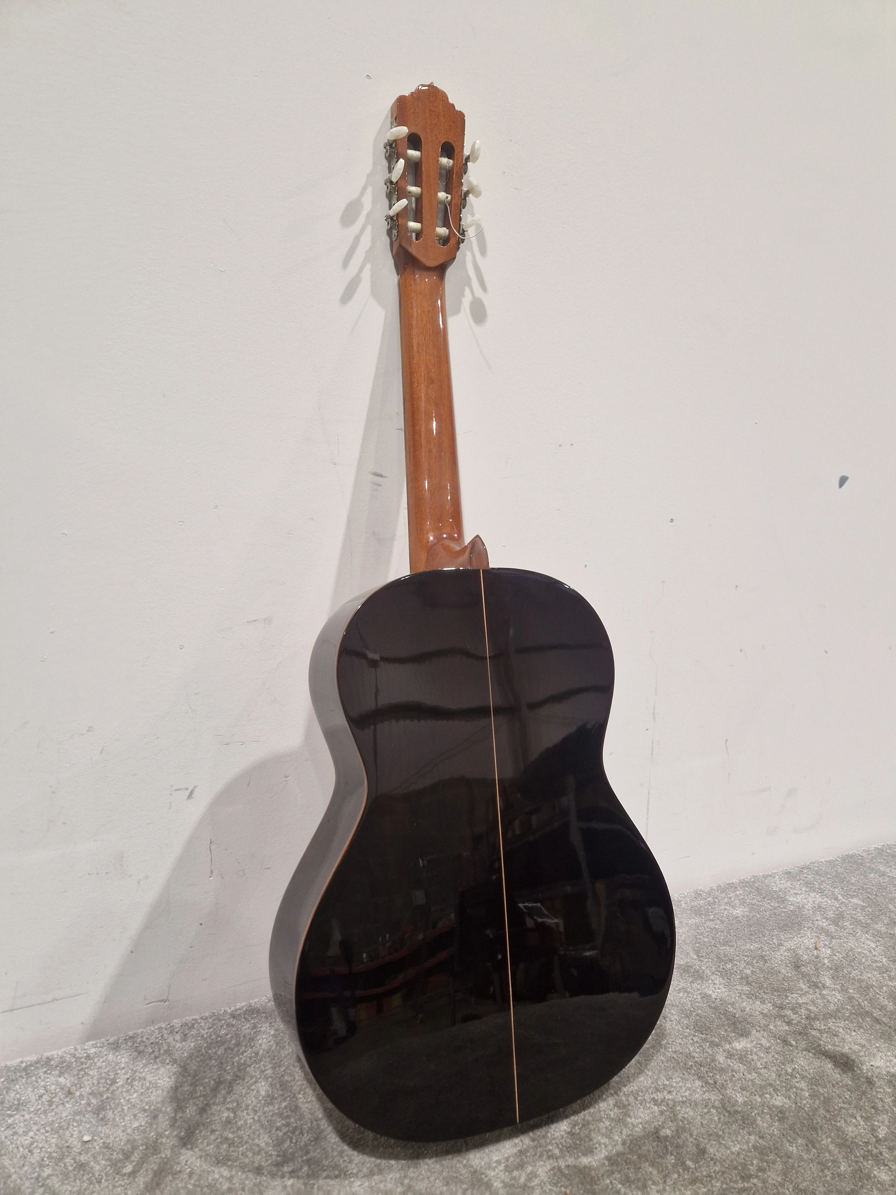 Almansa 403 Cedro Classical Guitar - Solid Cedar Top - Excellent - Image 16