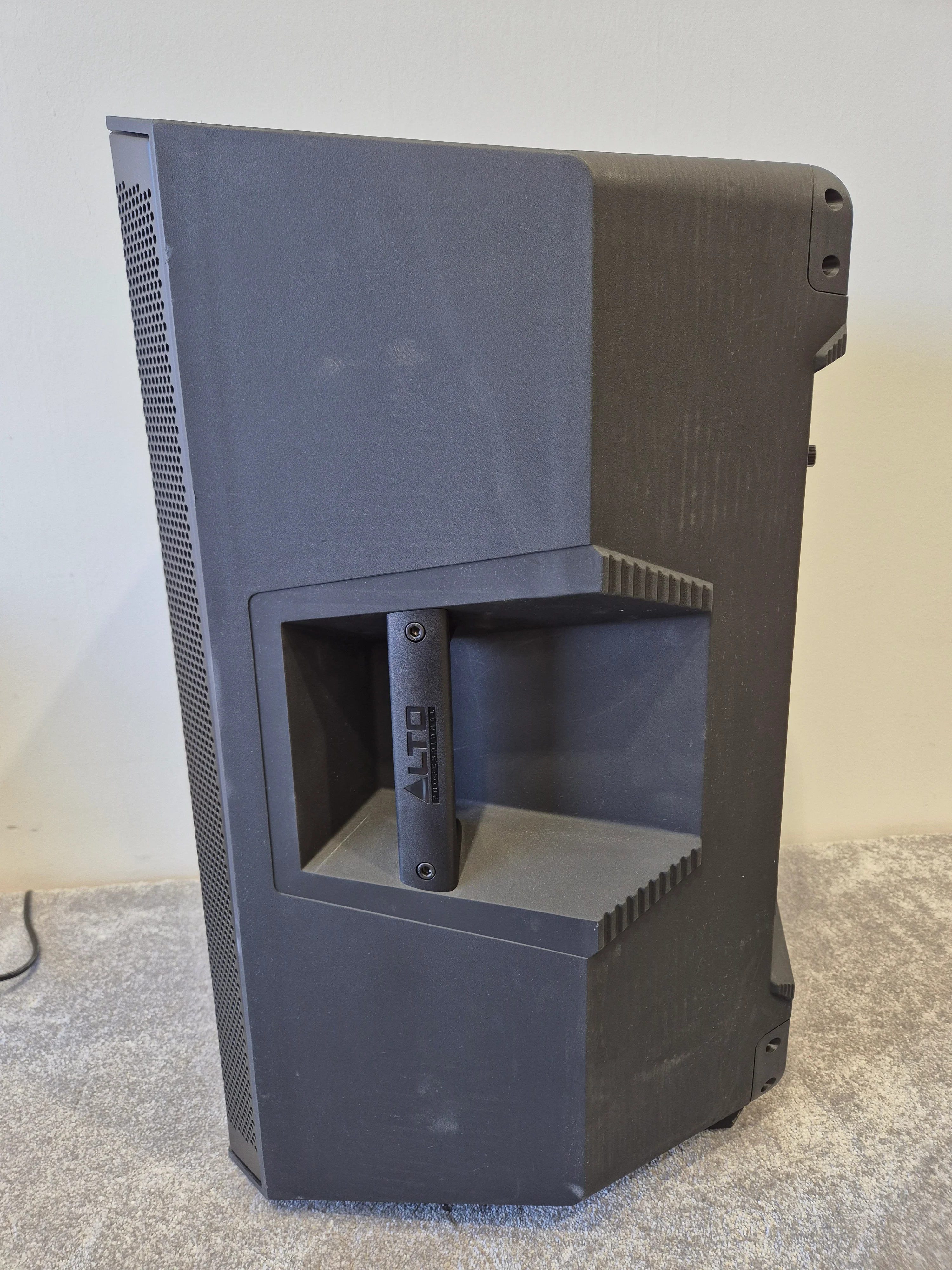 Alto Truesonic TS215 - 1100-watt Active Loudspeaker - Image 10