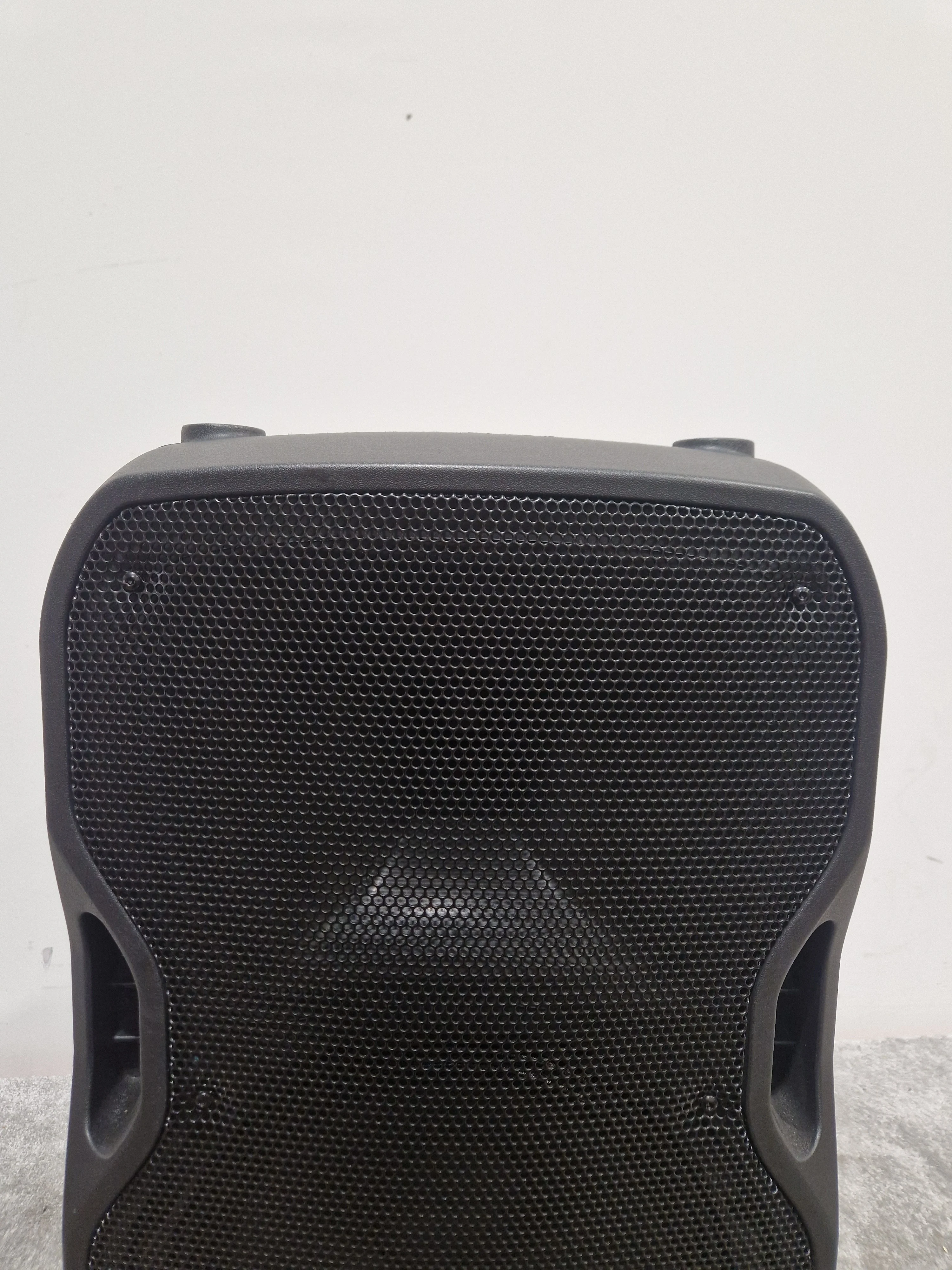Alto TS112A Truesonic Black Speaker - 800W Active - Excellent w/ Power Cable & Soft Case - Image 4