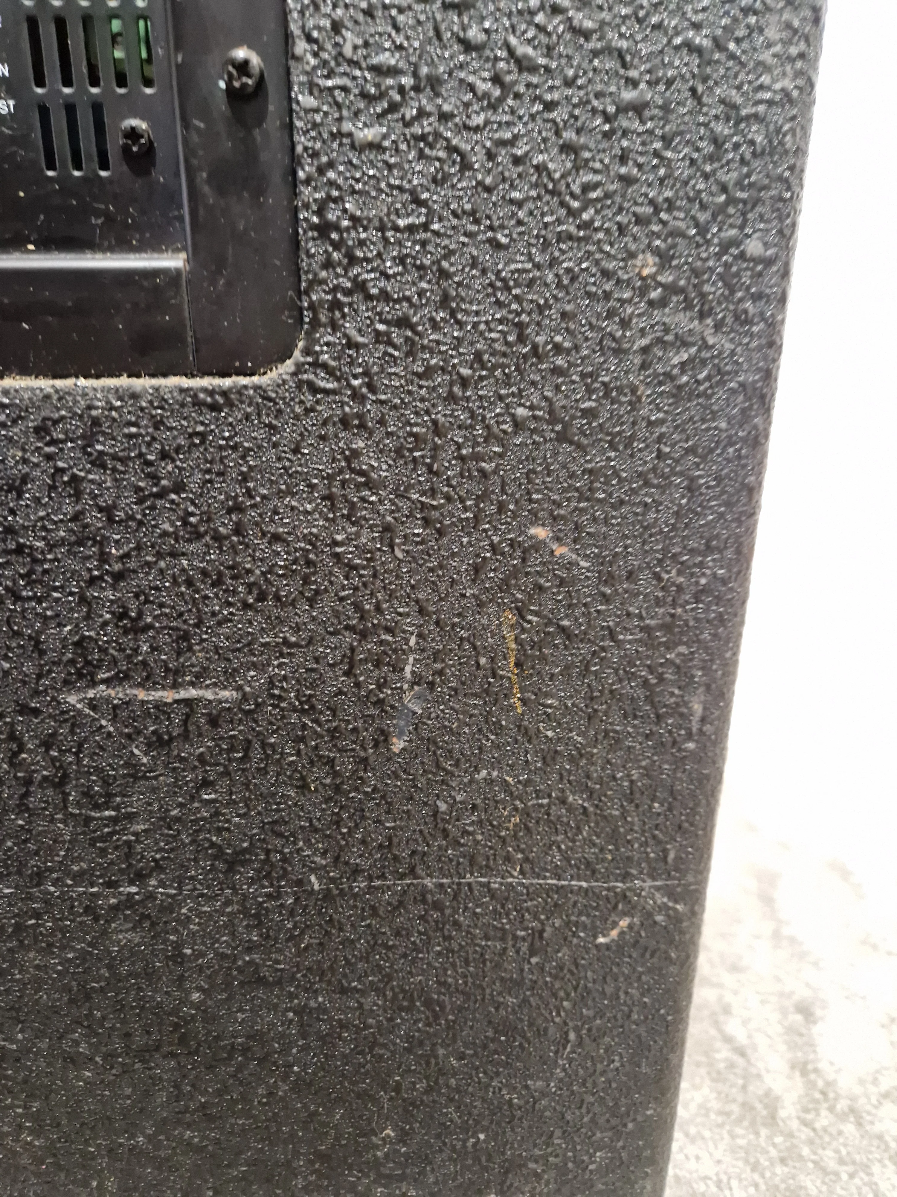 Alto Truesonic Sub 15" Active PA Subwoofer - Black Subwoofer - Powerful Bass - Good w/ Power Cable & Soft Case - Image 12