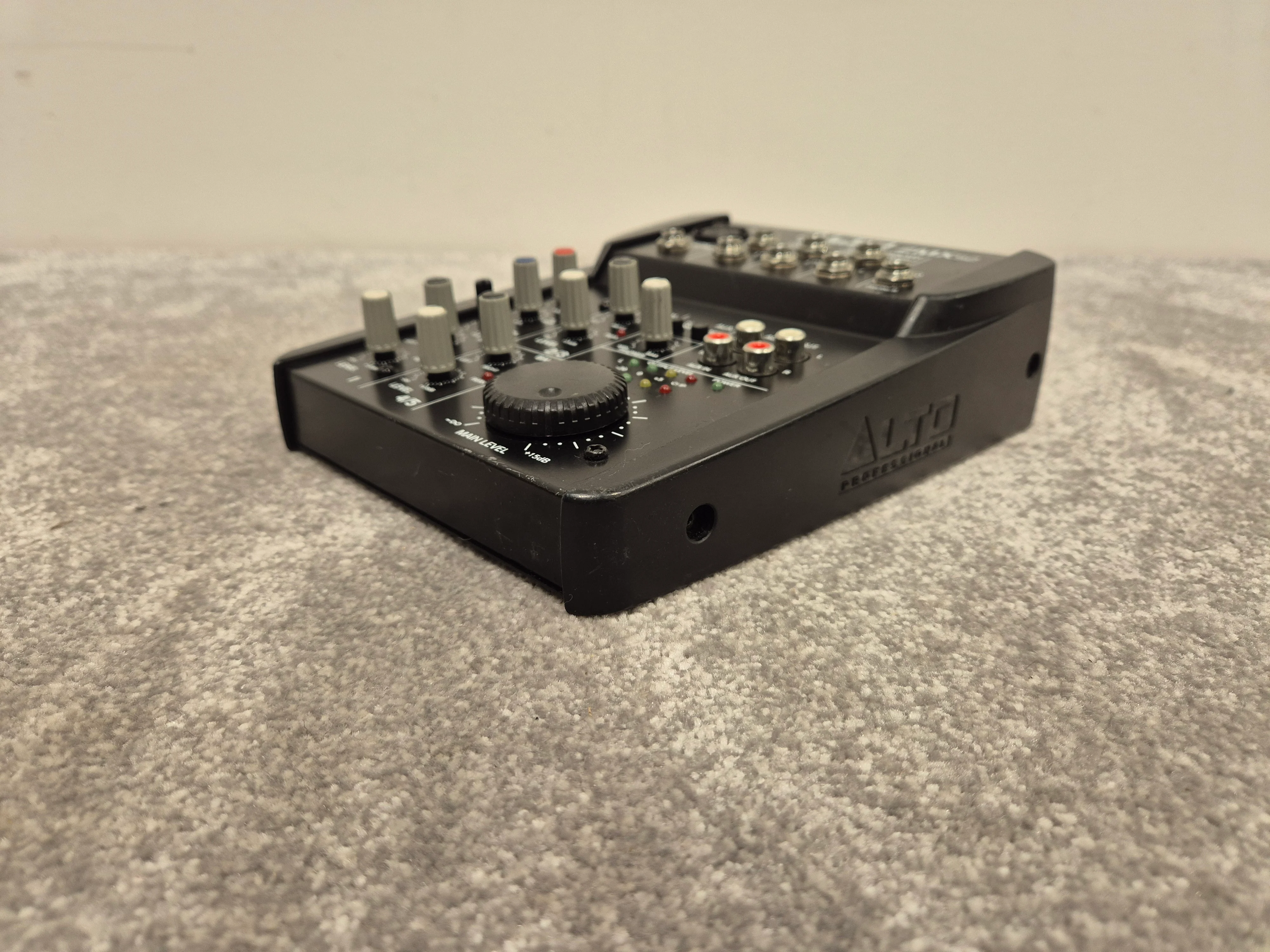 Alto Zephyr ZMX52 - Compact 5-Channel Mixer - Image 4