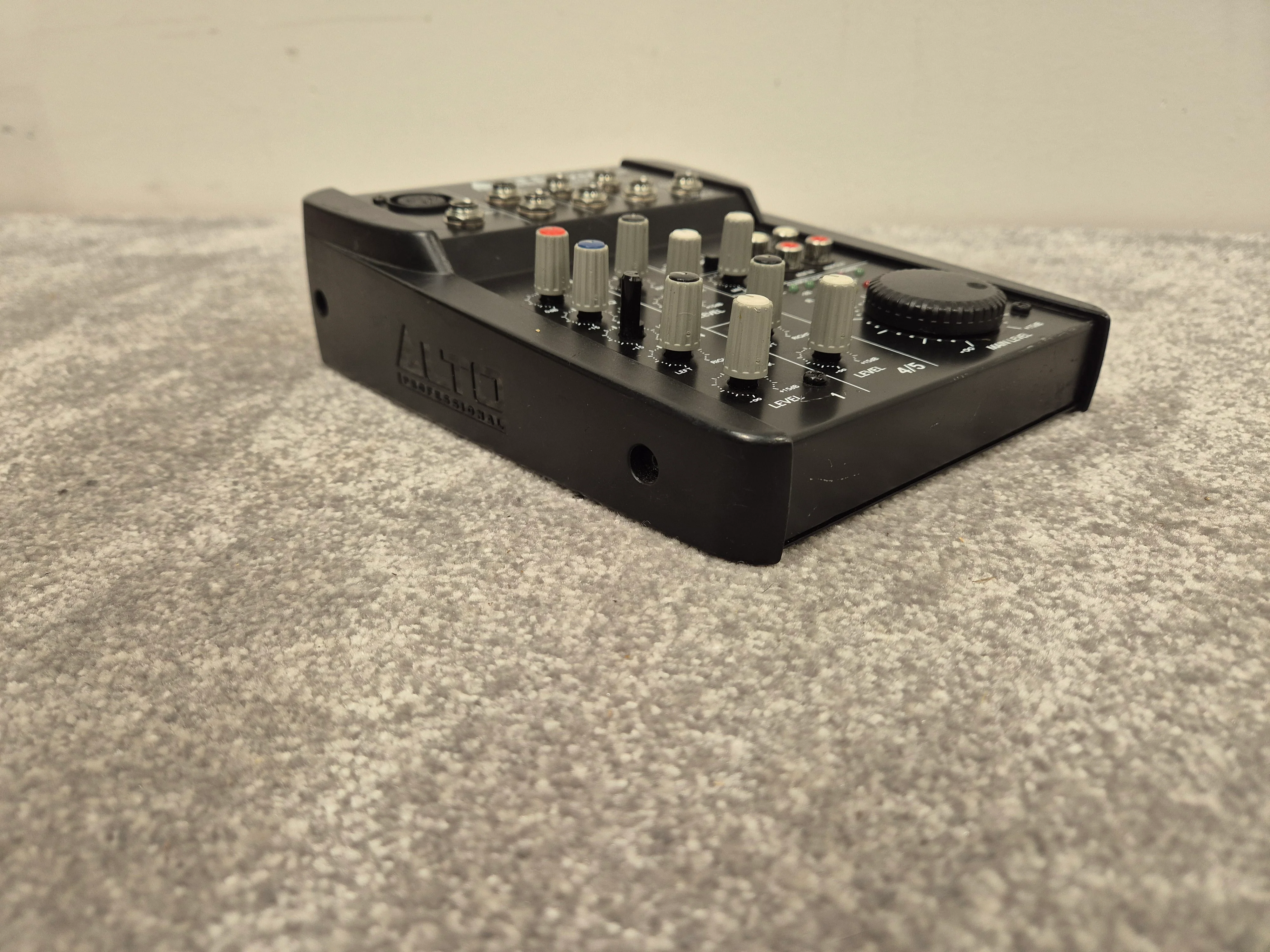 Alto Zephyr ZMX52 - Compact 5-Channel Mixer - Image 8