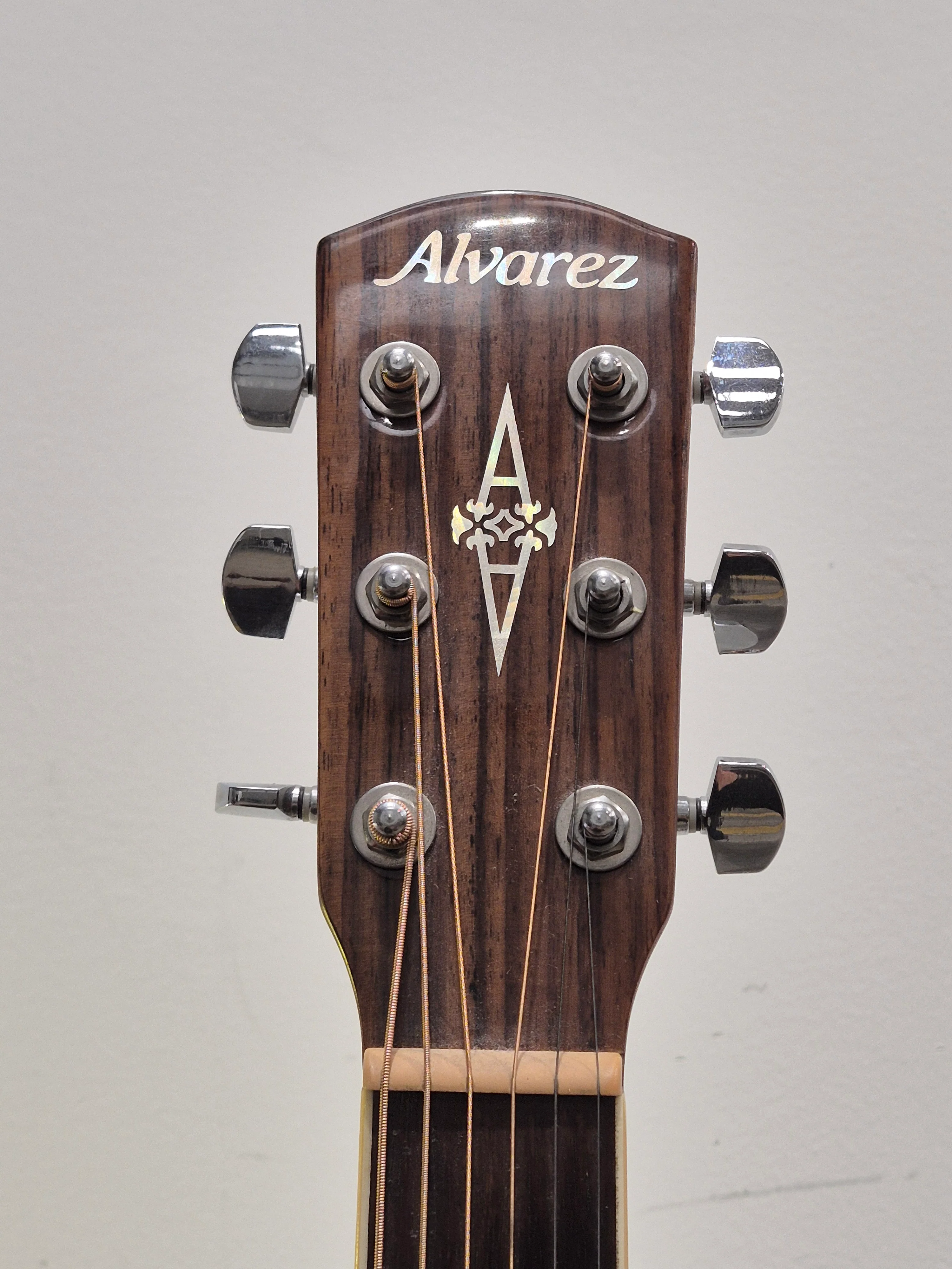 Alvarez RD26SB - Dreadnought Body Acoustic Guitar - Excellent - Image 4