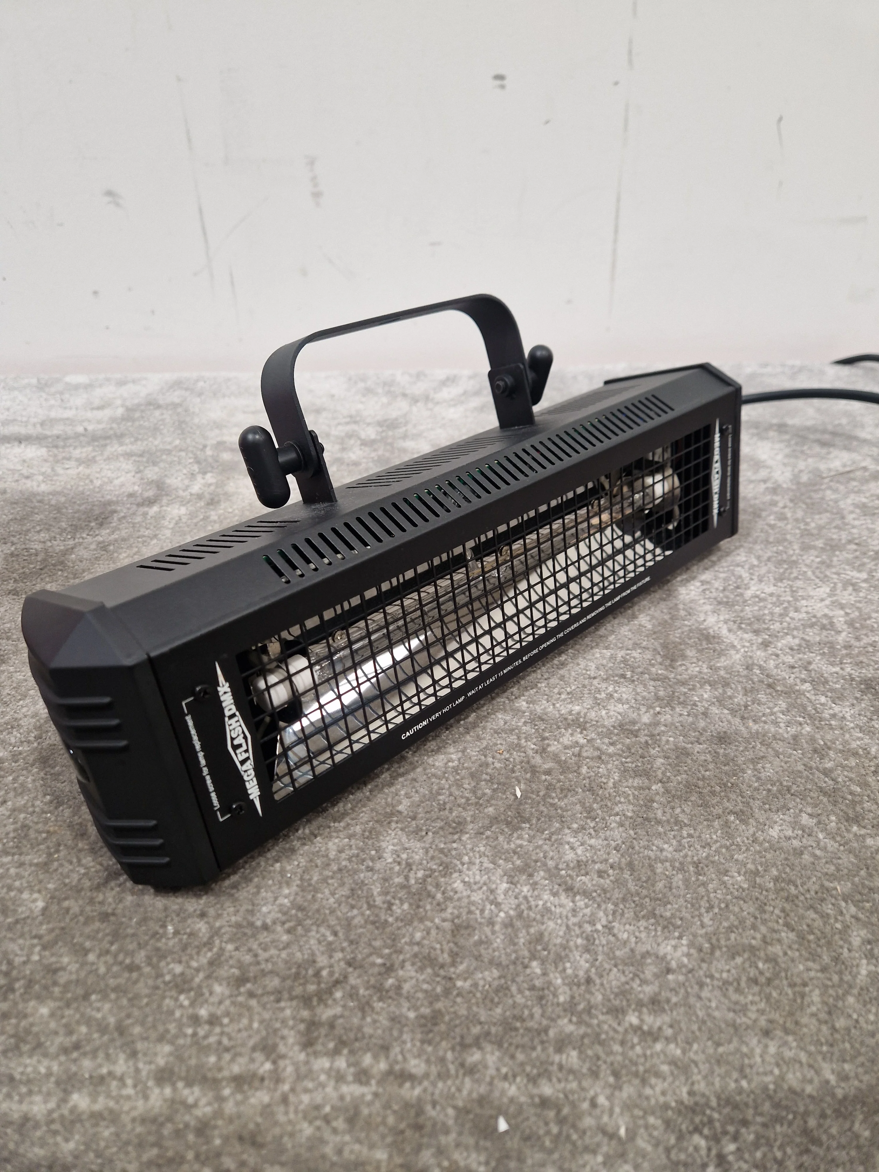 American DF Mega Flash Dmx Lighting Effect - DMX Control, High Intensity - Excellent w/ Original Box & Manuals - Image 5