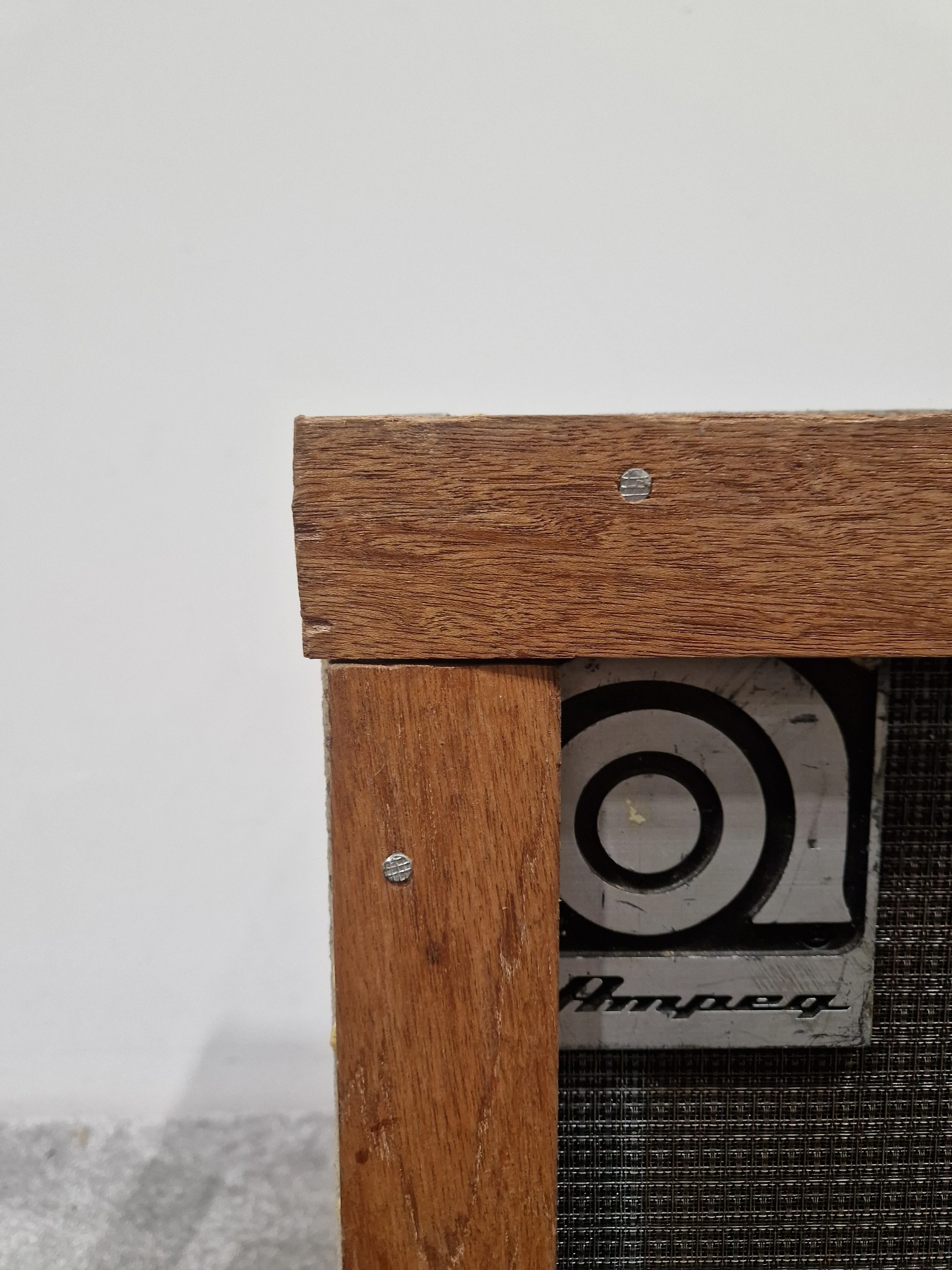Ampeg B115E - Vintage Bass Speaker Cabinet - Modified, Wheel/On Side Cab - Fair - Image 15