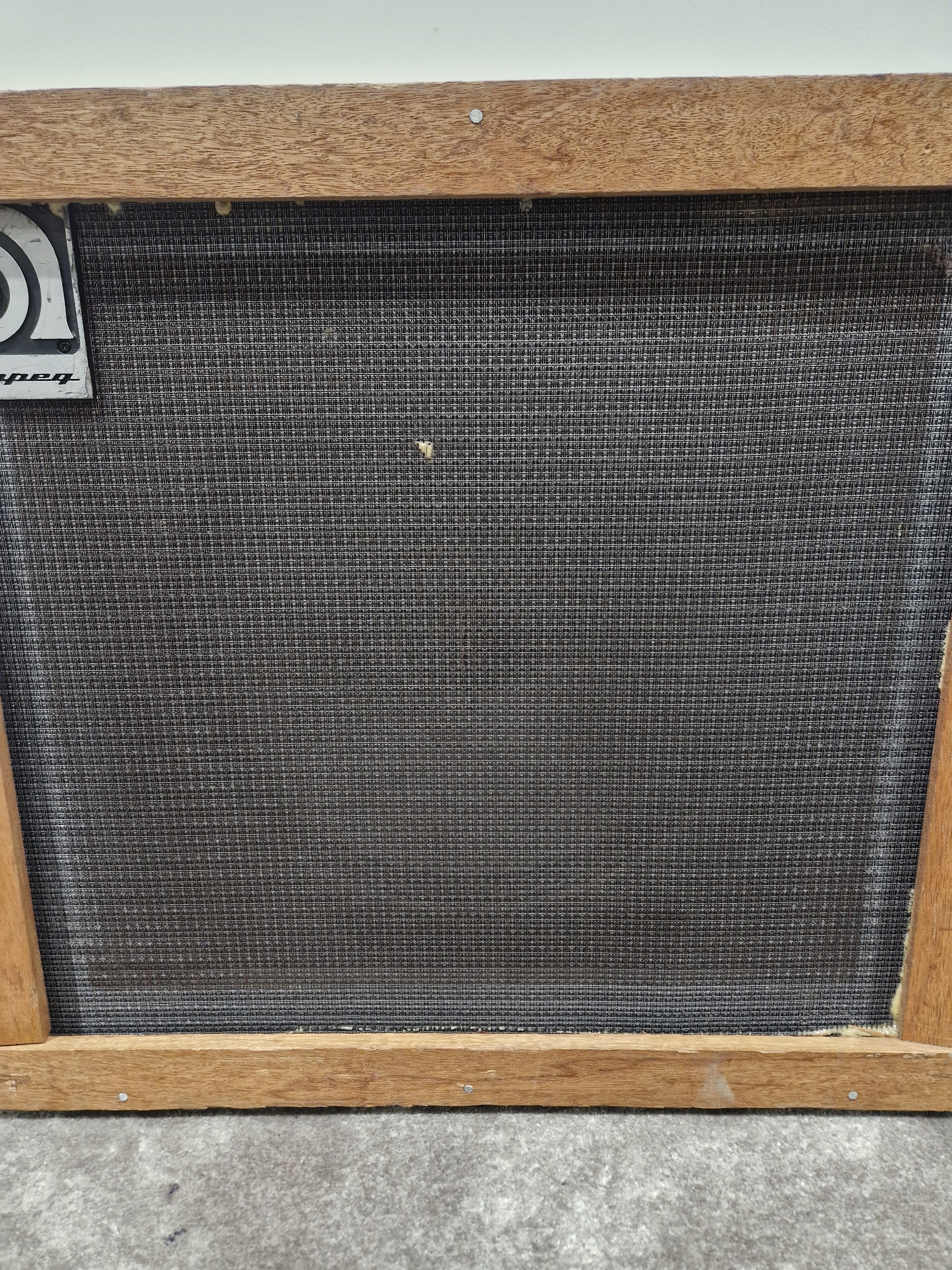 Ampeg B115E - Vintage Bass Speaker Cabinet - Modified, Wheel/On Side Cab - Fair - Image 21