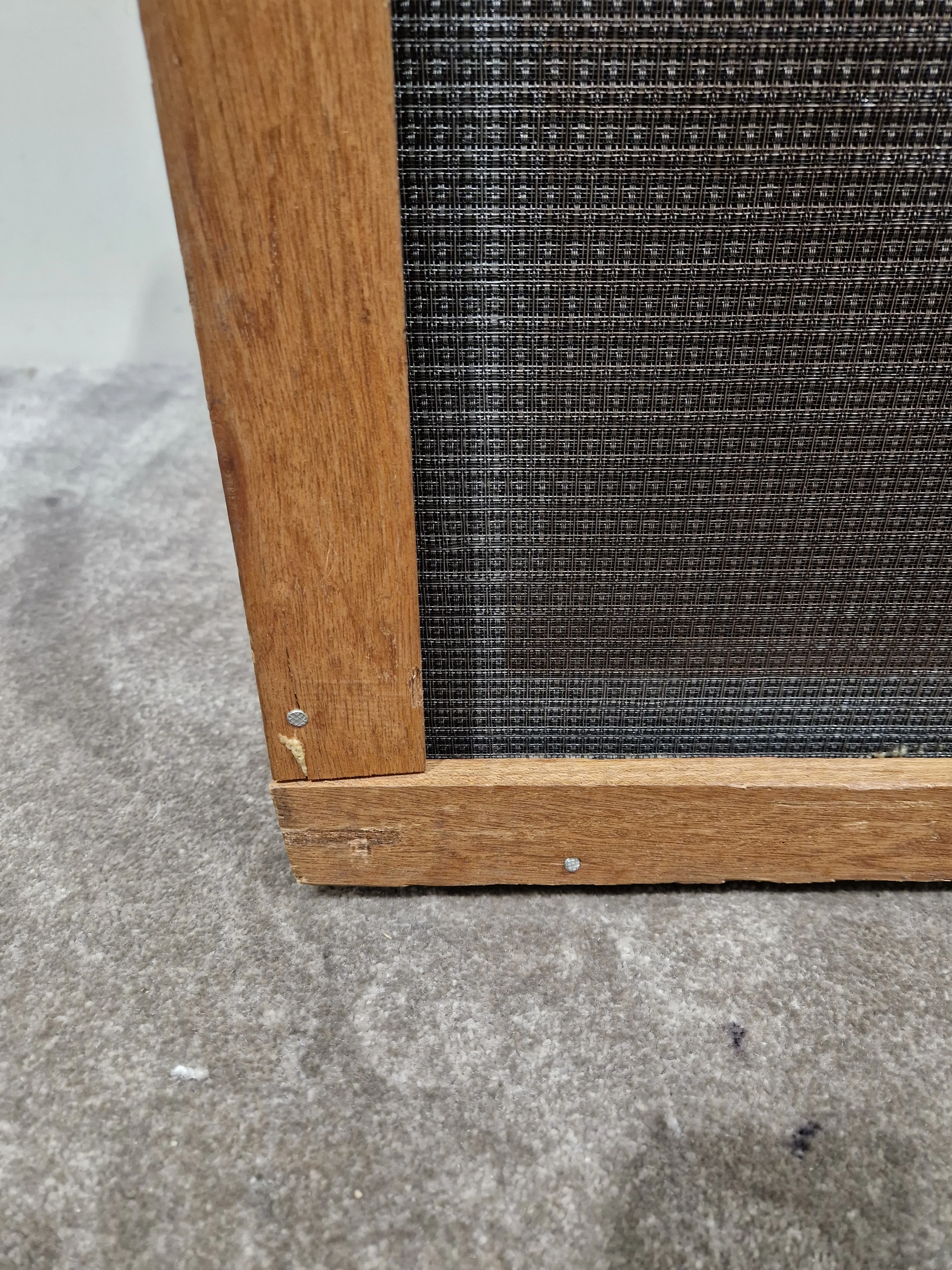 Ampeg B115E - Vintage Bass Speaker Cabinet - Modified, Wheel/On Side Cab - Fair - Image 22