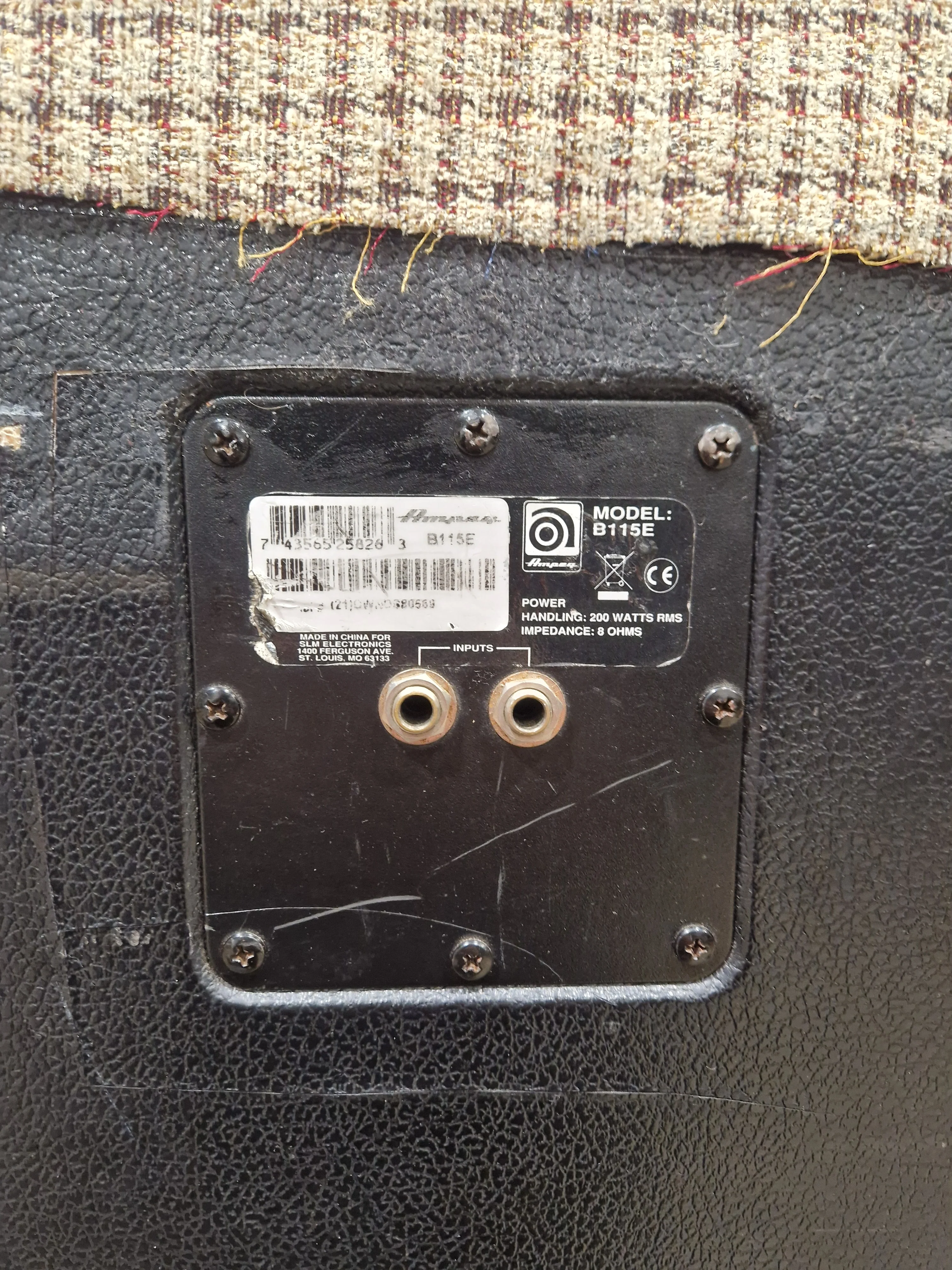 Ampeg B115E - Vintage Bass Speaker Cabinet - Modified, Wheel/On Side Cab - Fair - Image 8