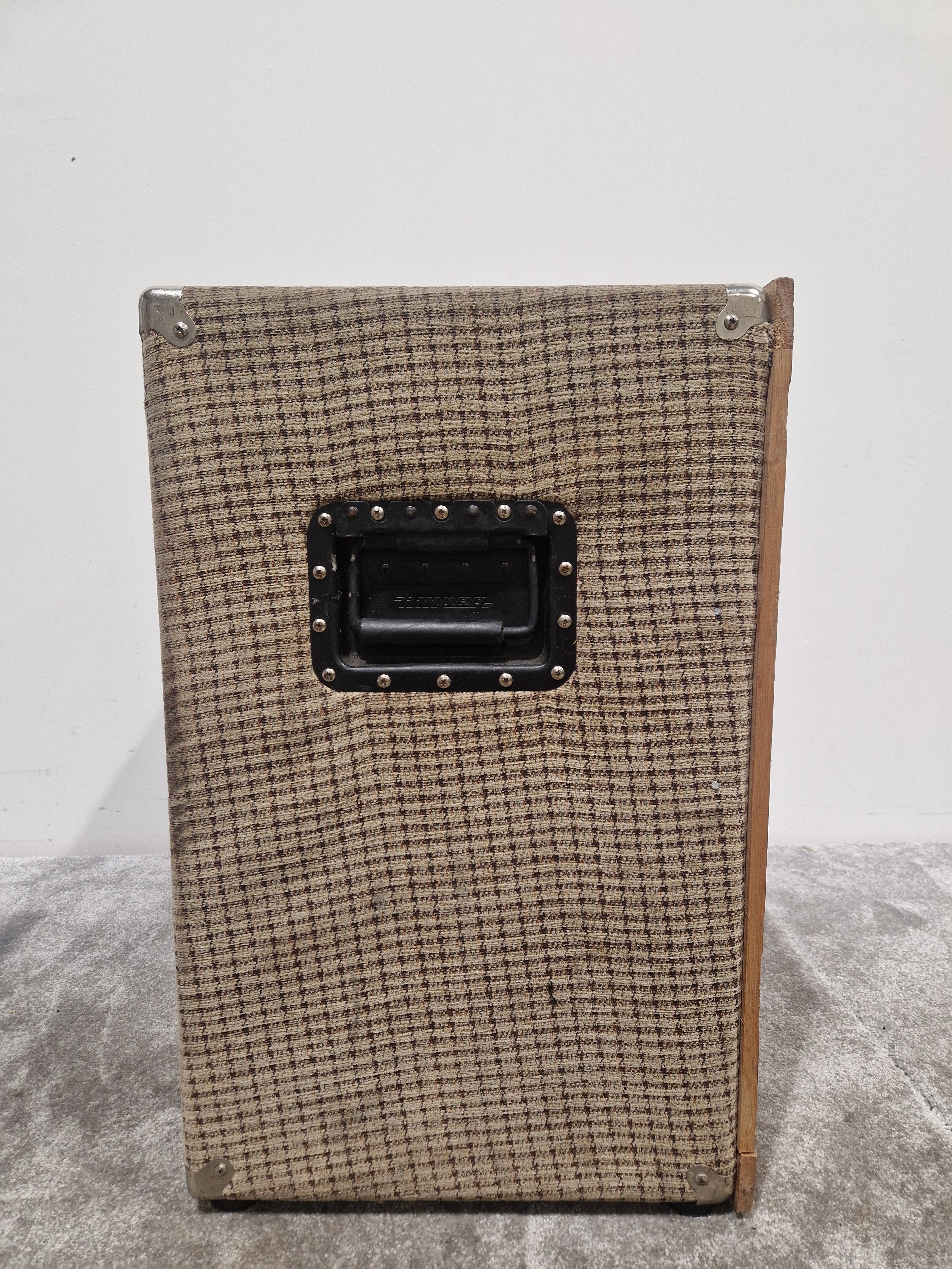 Ampeg B410HE - Modified With Fabric Layer Round Sides - Bass Cabinet - Good - Image 5