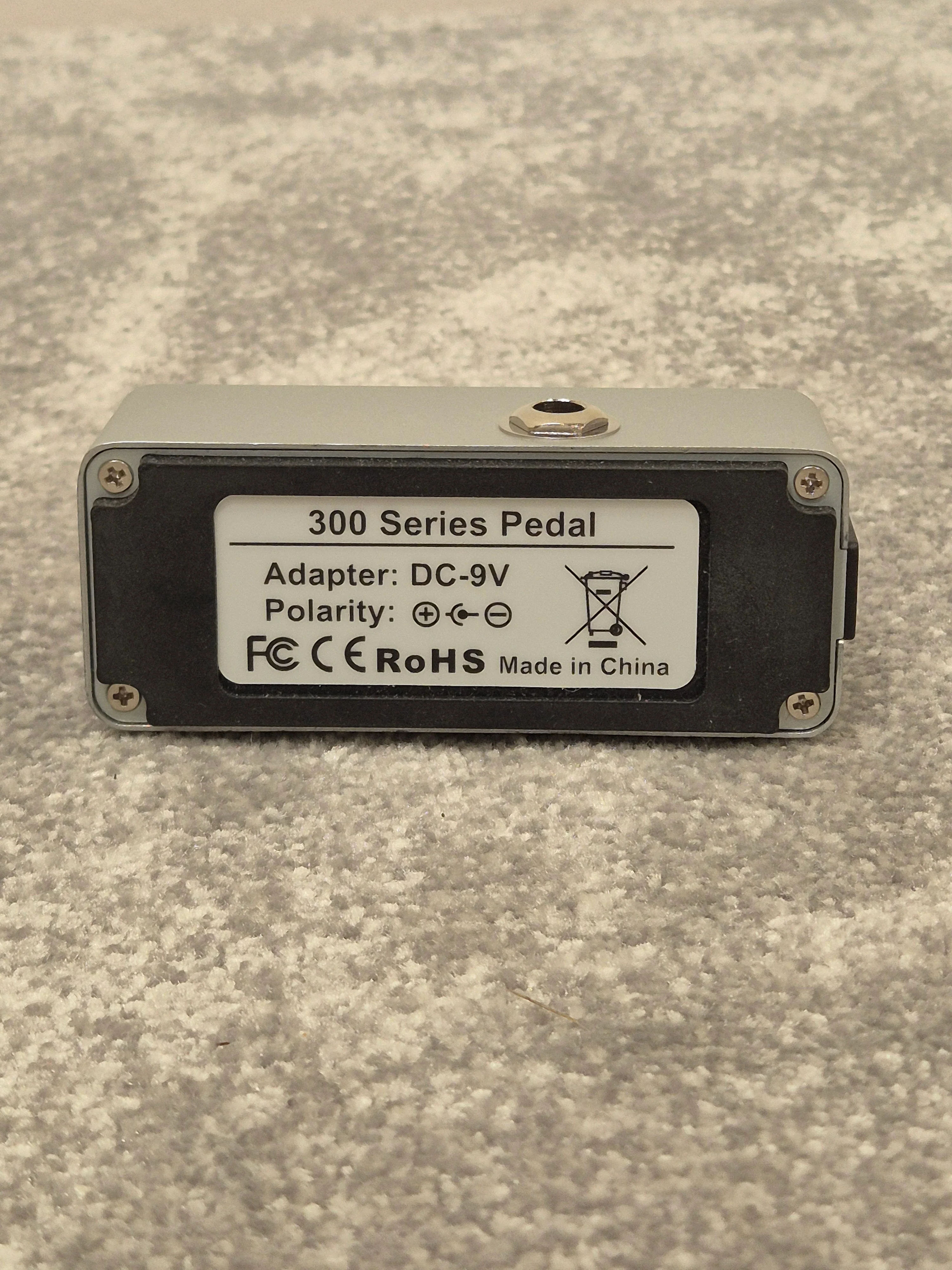 Amuzik Bass EQ Pedal - 5 Band - Precision Tone Control - Open Box New - Image 3