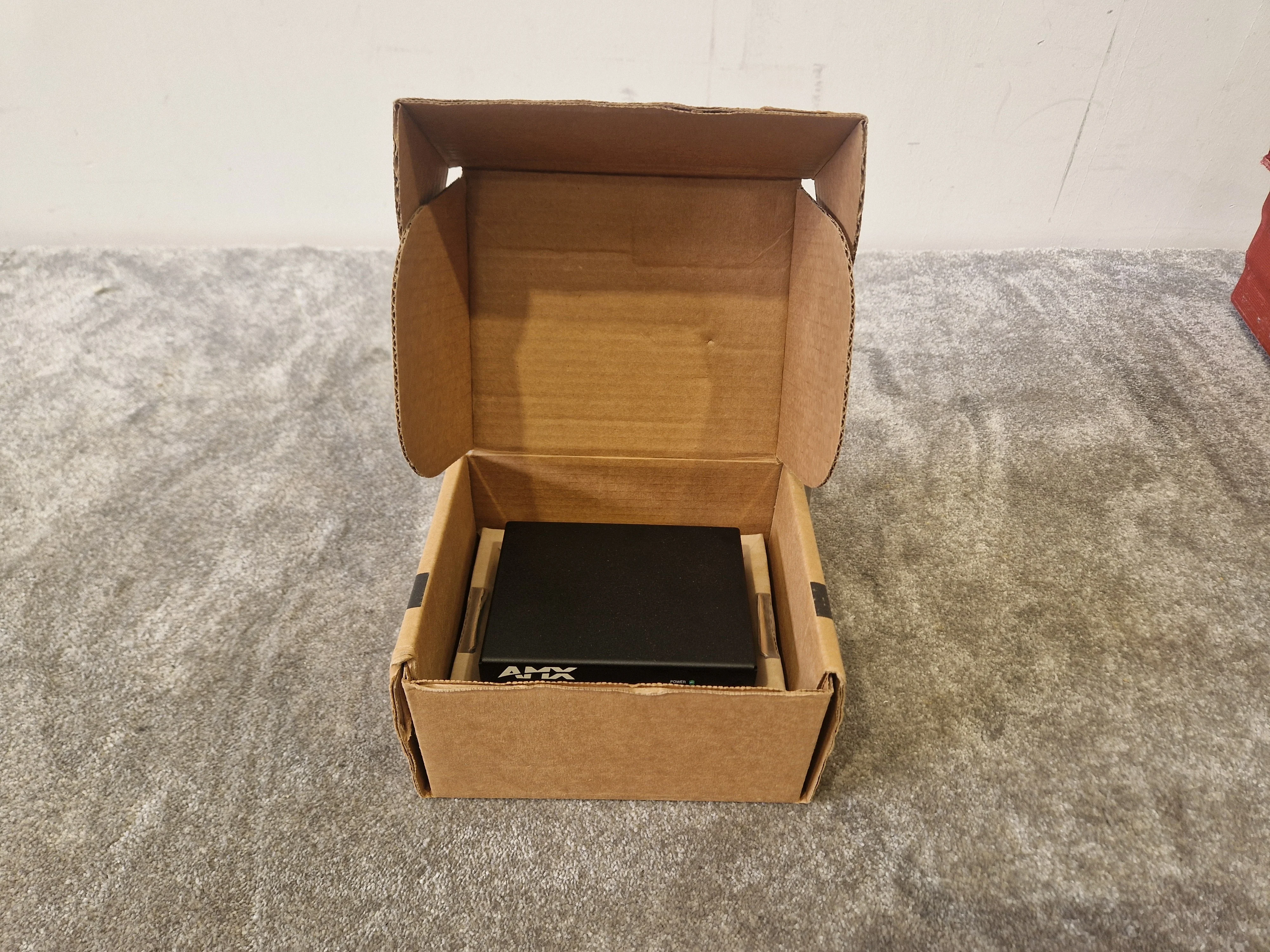 AMX Modero NXV-300 IP Control Interface – Excellent Condition w/ Original Box - Image 5