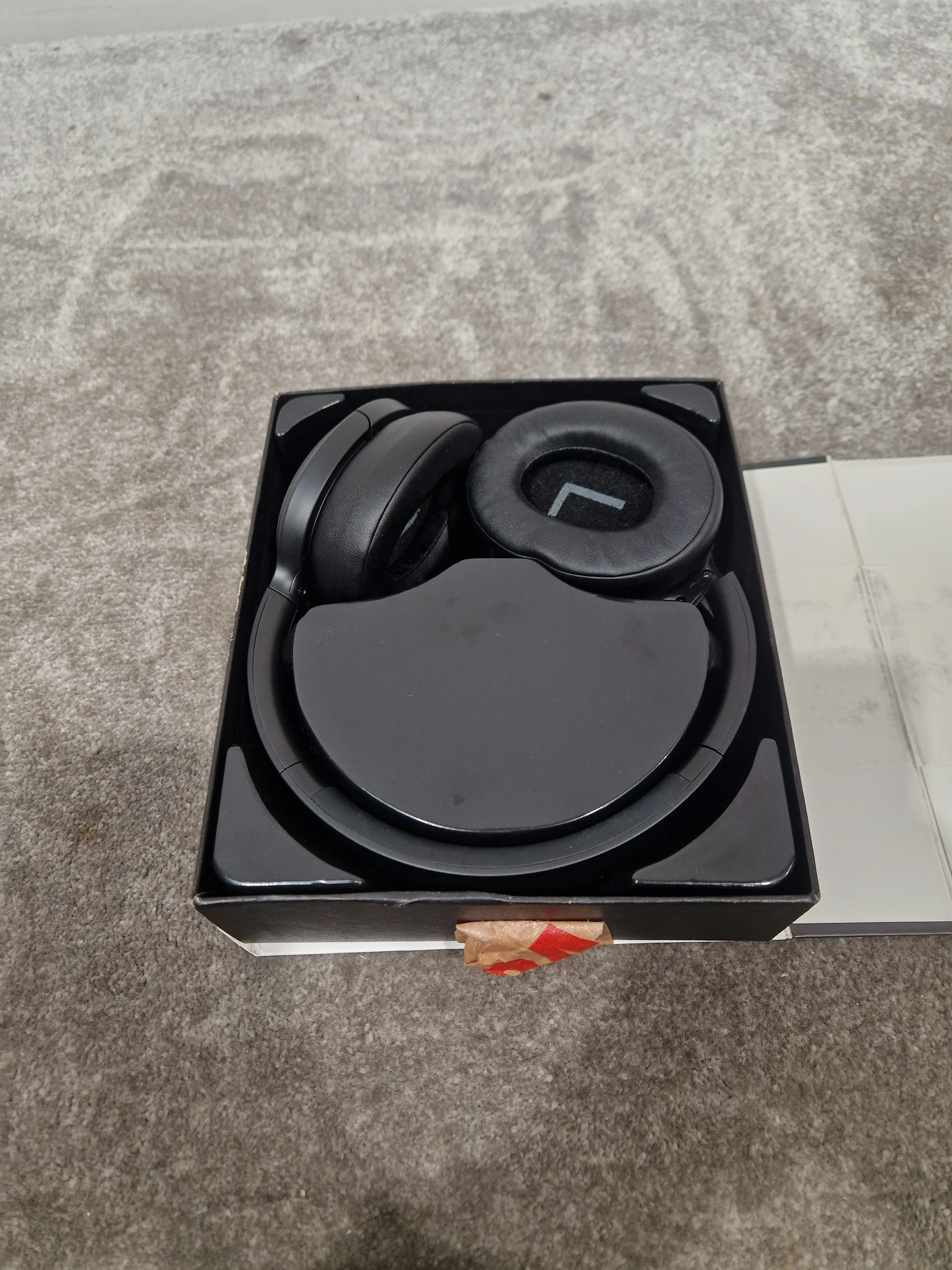 ANC P3965 Headset - Noise-Canceling Over-Ear - Spares or Repair w/ Original Box - Image 3