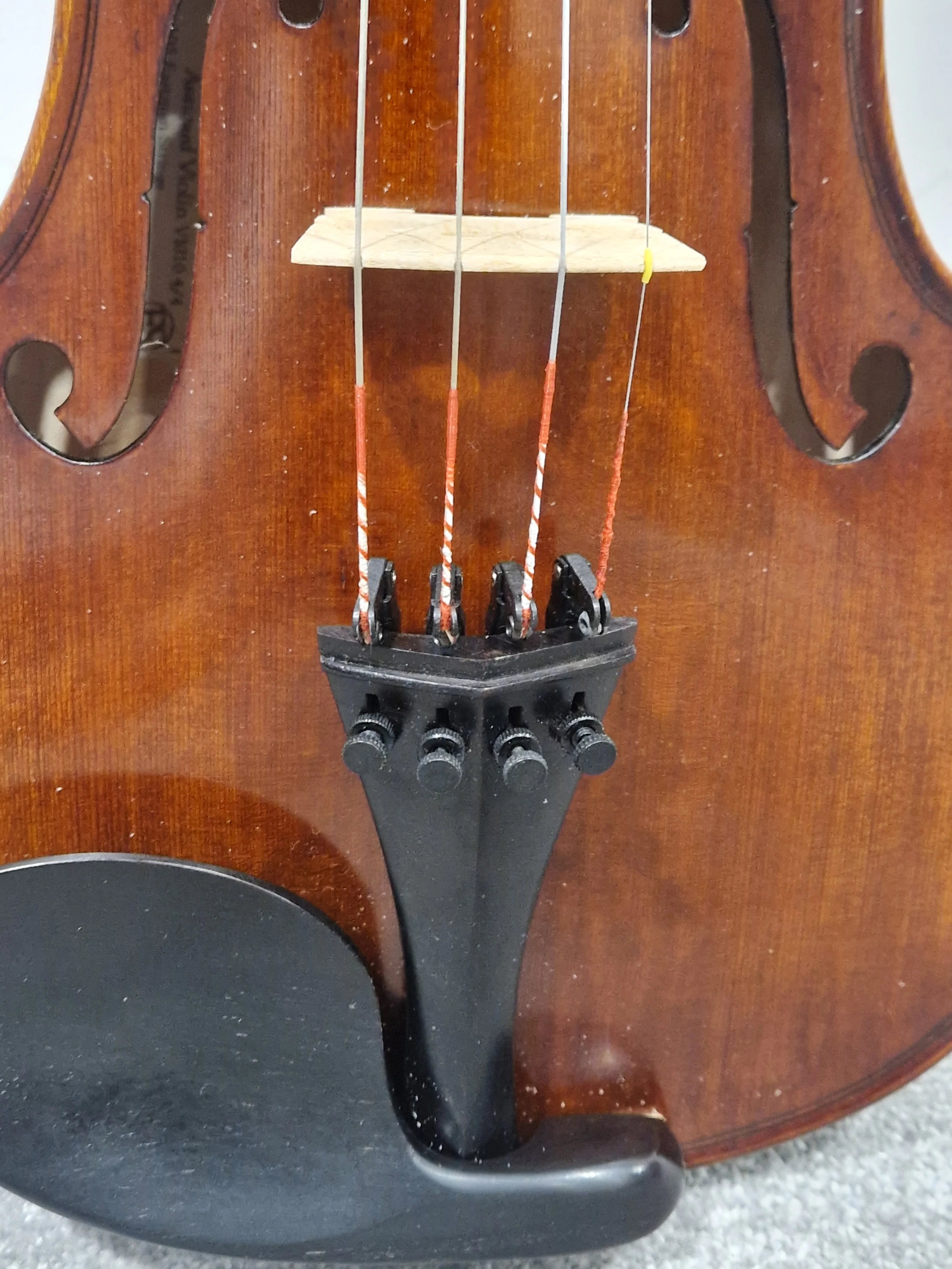Andreas Eastman VL305 4/4 Violin - Antiqued Finish - Violin - Like New w/ Hard Case & bow - Image 3