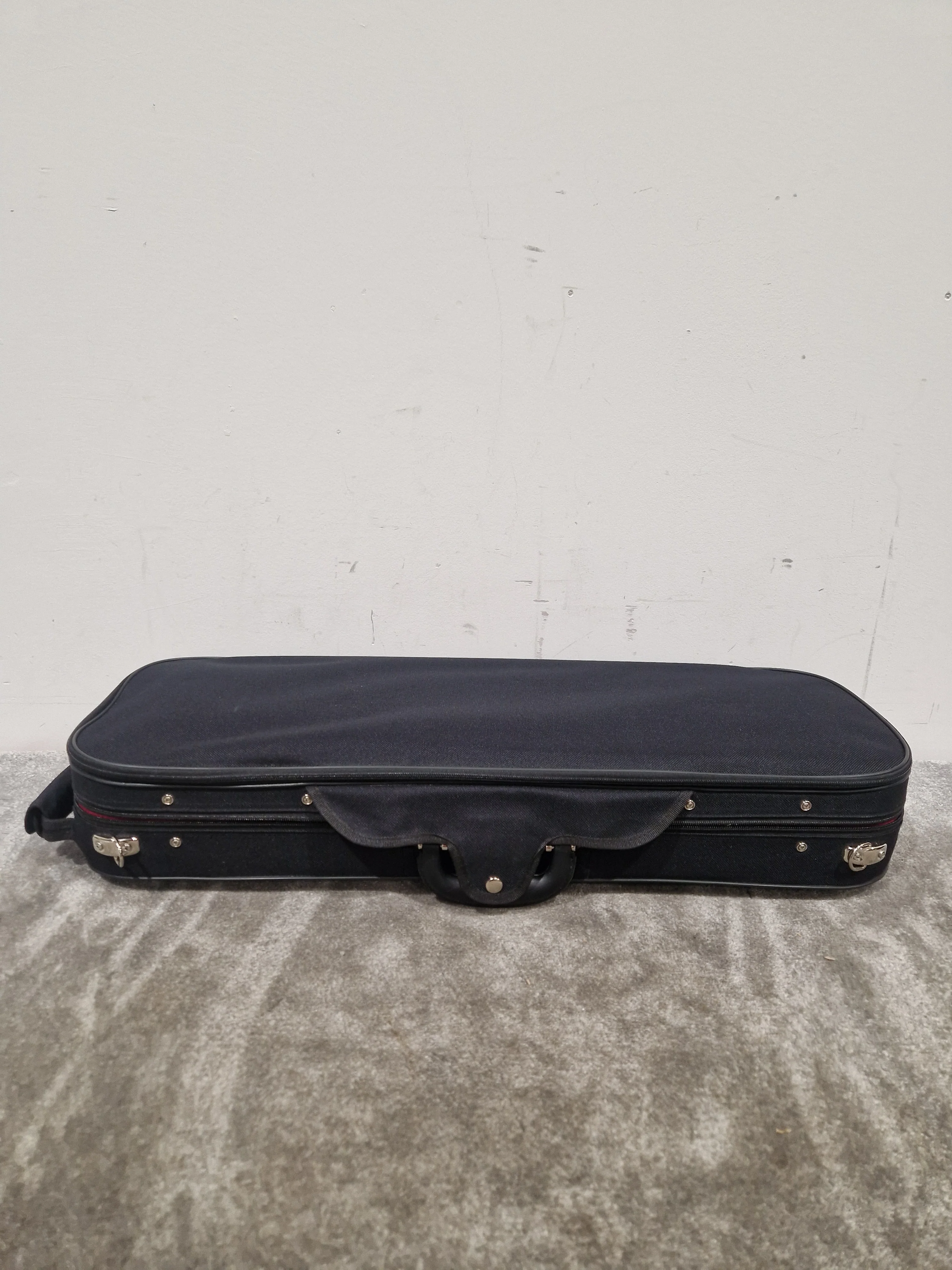 Andreas Eastman VL305 4/4 Violin - Antiqued Finish - Violin - Like New w/ Hard Case & bow - Image 5