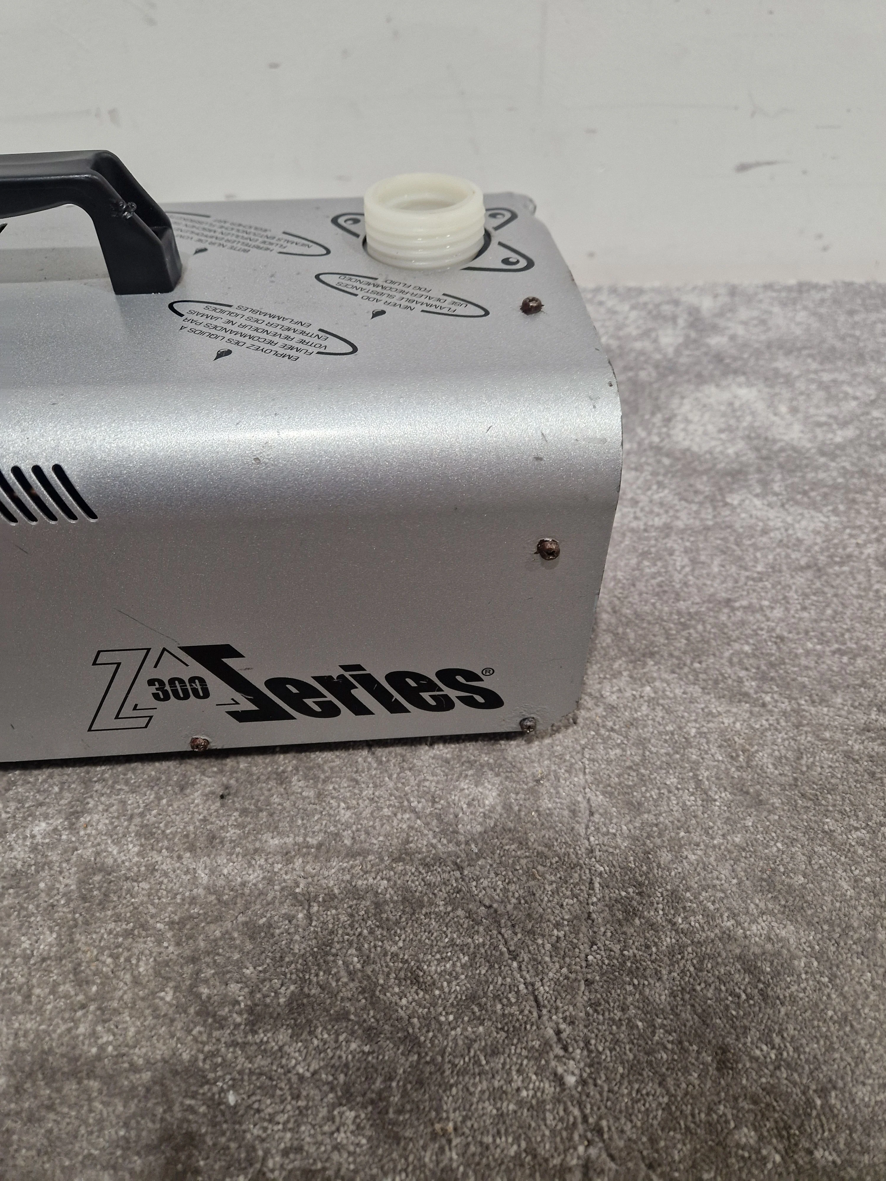 Antari Fagen 2 Z 300 Series - Fog Machine - Spares or Repair w/ Remote Control & Power Supply - Image 10