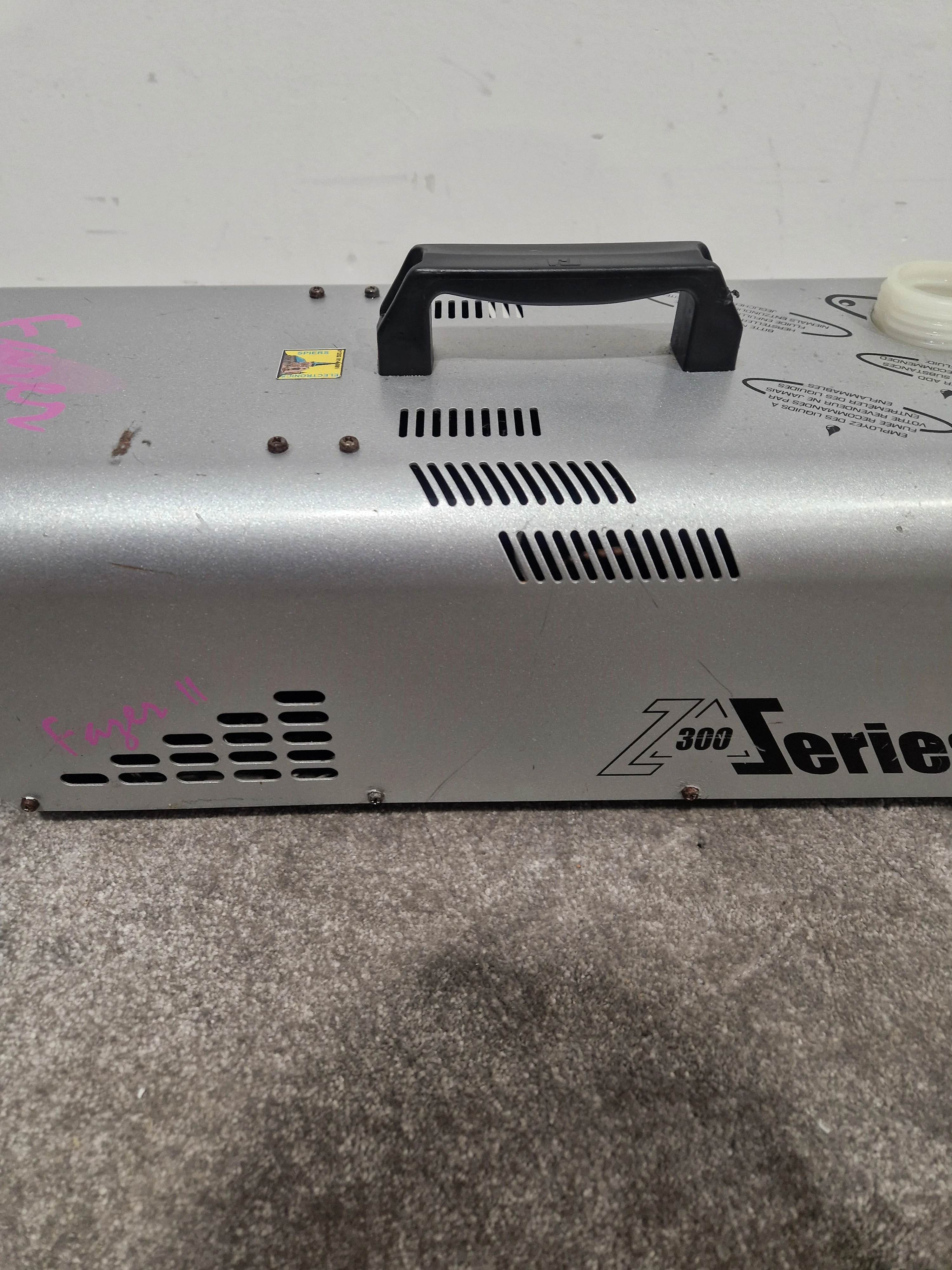 Antari Fagen 2 Z 300 Series - Fog Machine - Spares or Repair w/ Remote Control & Power Supply - Image 12