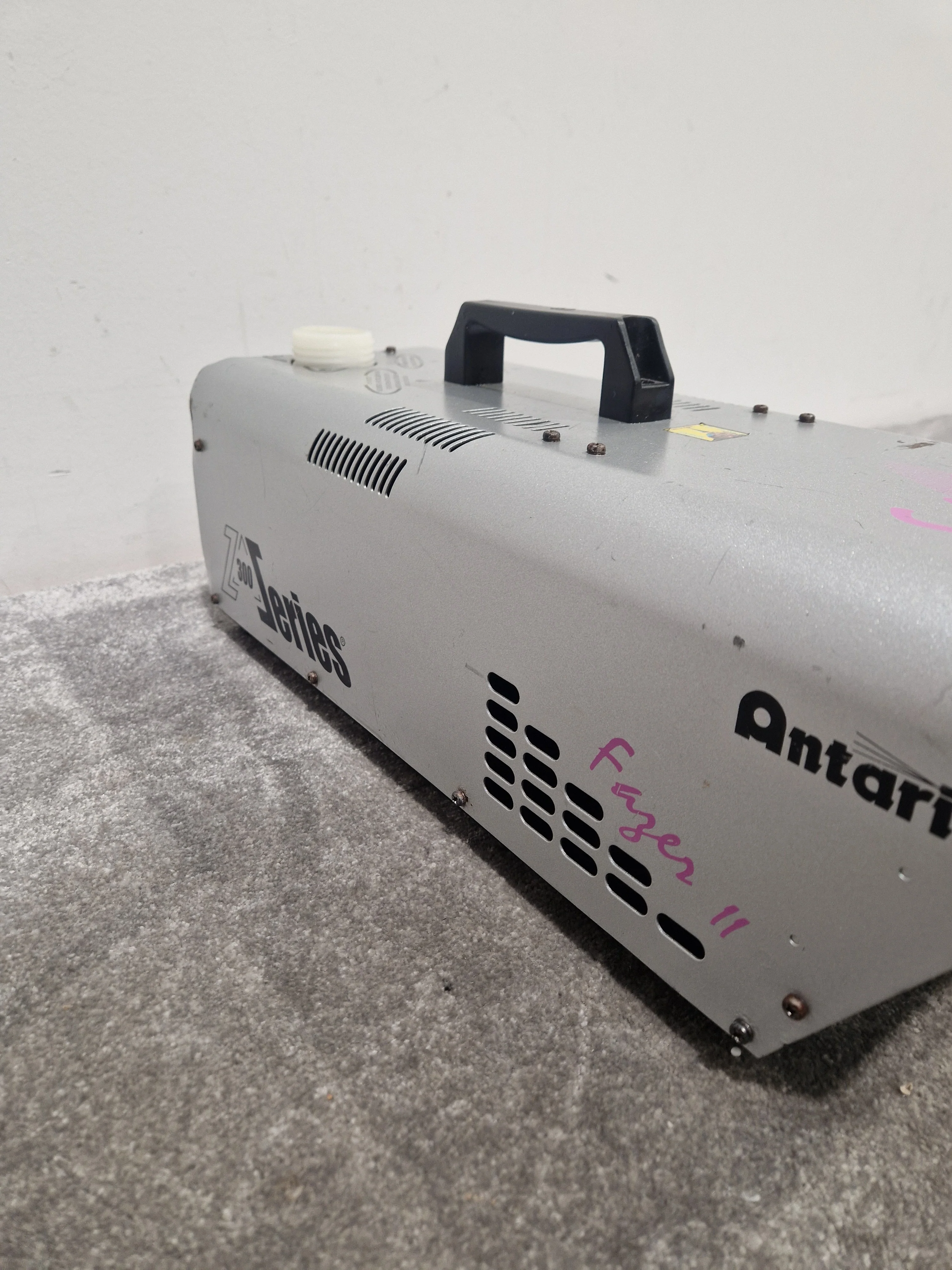 Antari Fagen 2 Z 300 Series - Fog Machine - Spares or Repair w/ Remote Control & Power Supply - Image 7