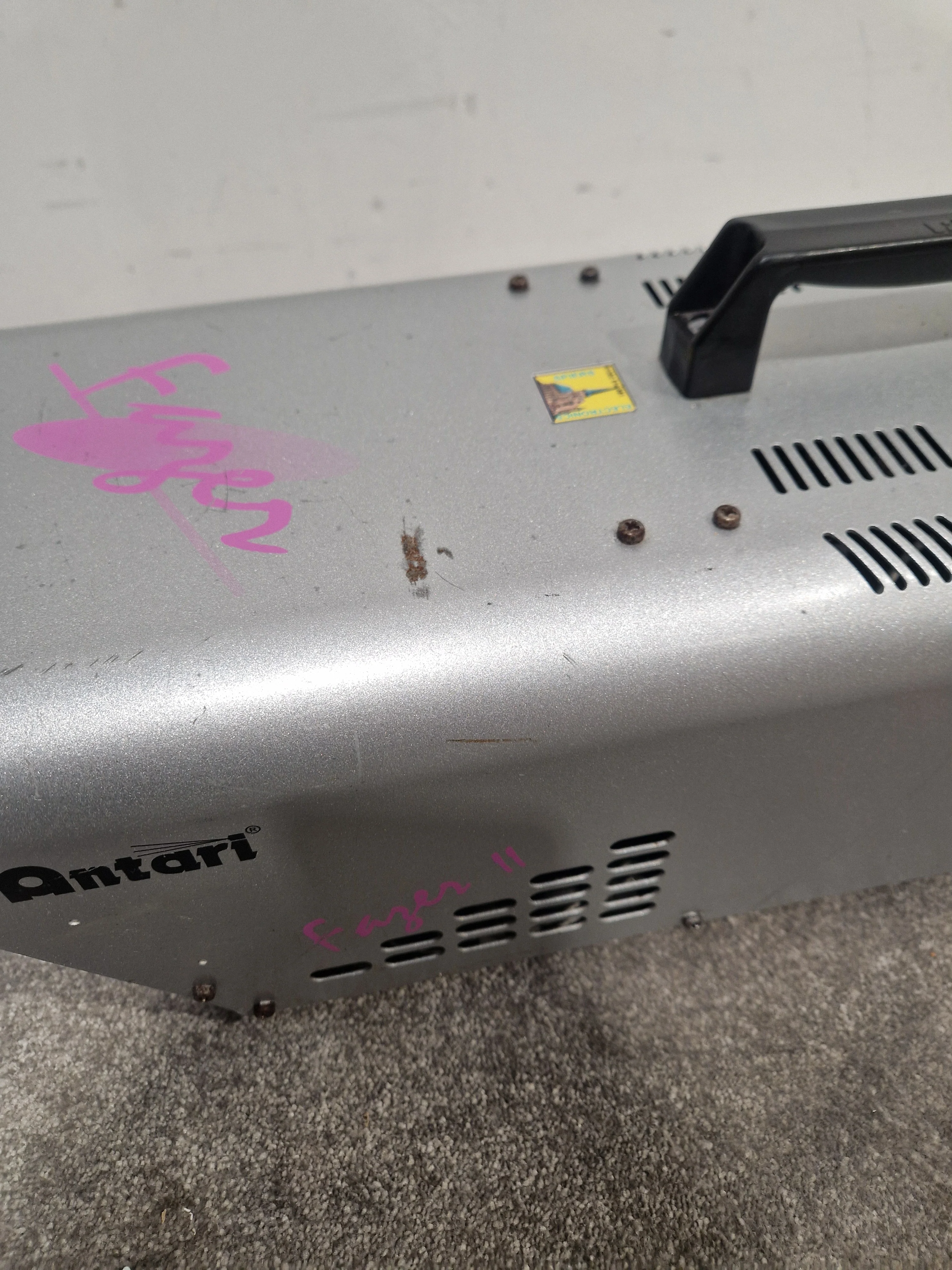 Antari Fagen 2 Z 300 Series - Fog Machine - Spares or Repair w/ Remote Control & Power Supply - Image 9
