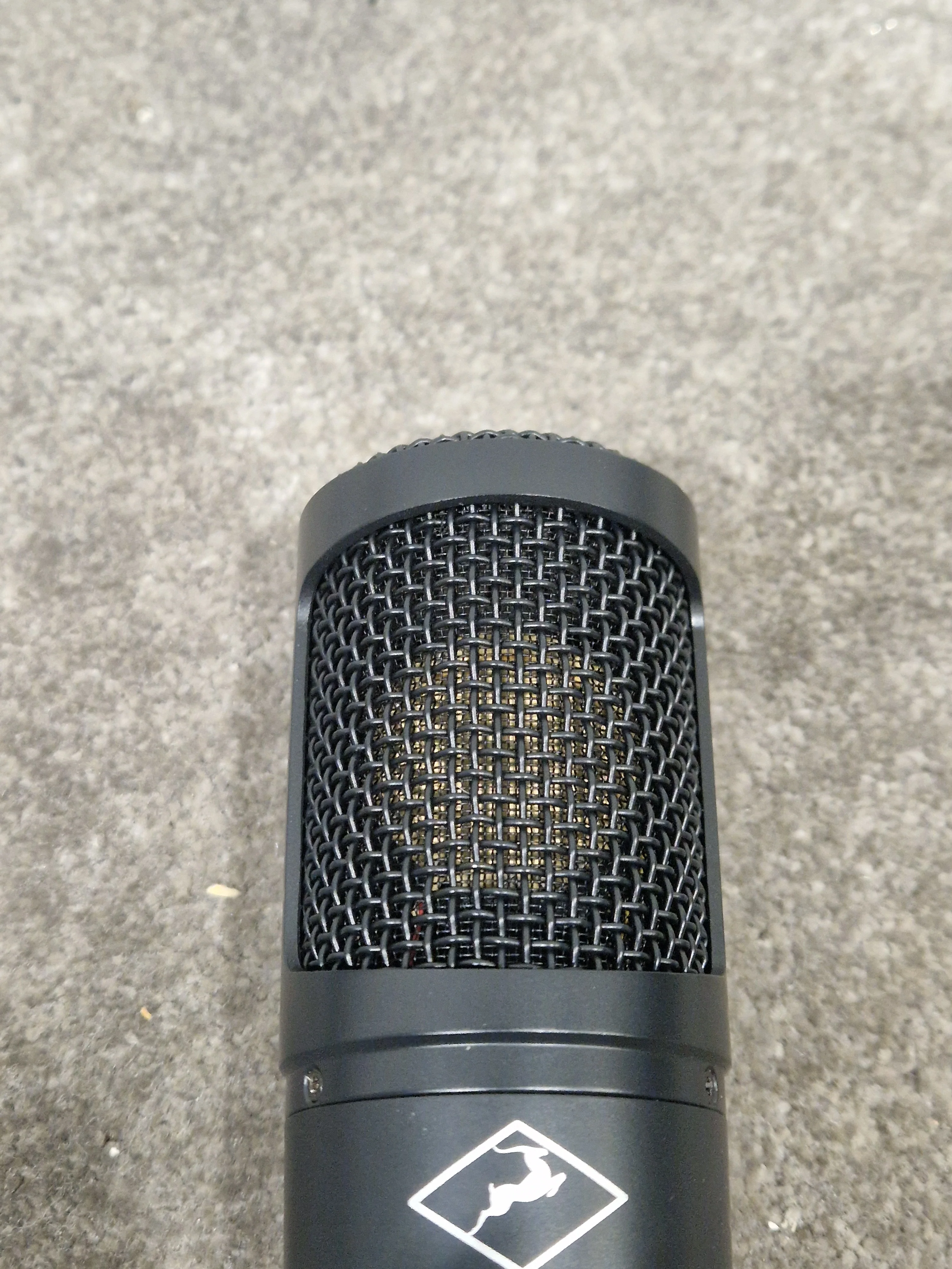 Antelope Audio Edge Solo Condenser Microphone - Premium Sound Quality - Excellent w/ Hard Case - Image 4