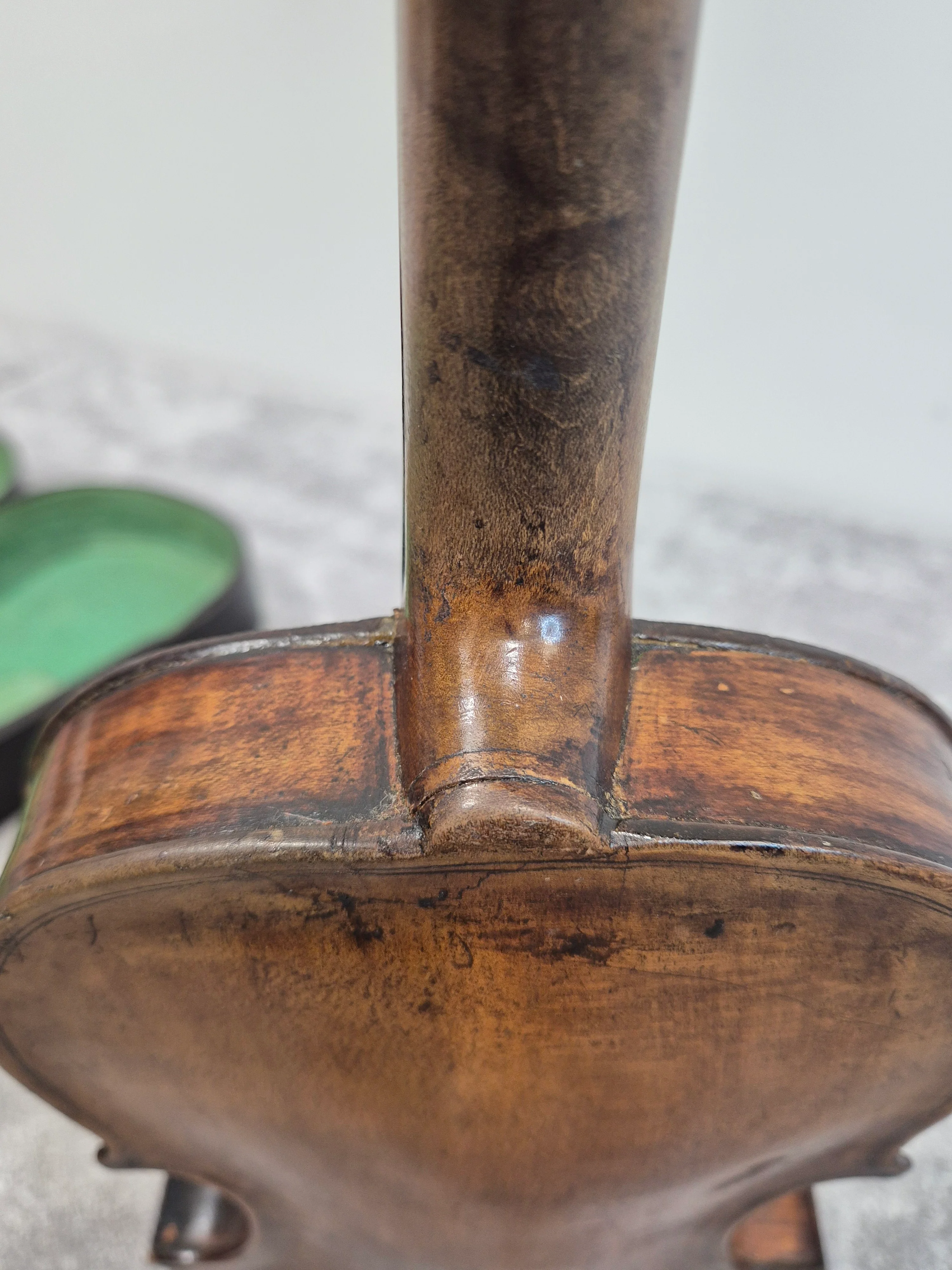 Antique Lion Head Violin - No Sound Post w/ Hard Case - Vintage - Image 14