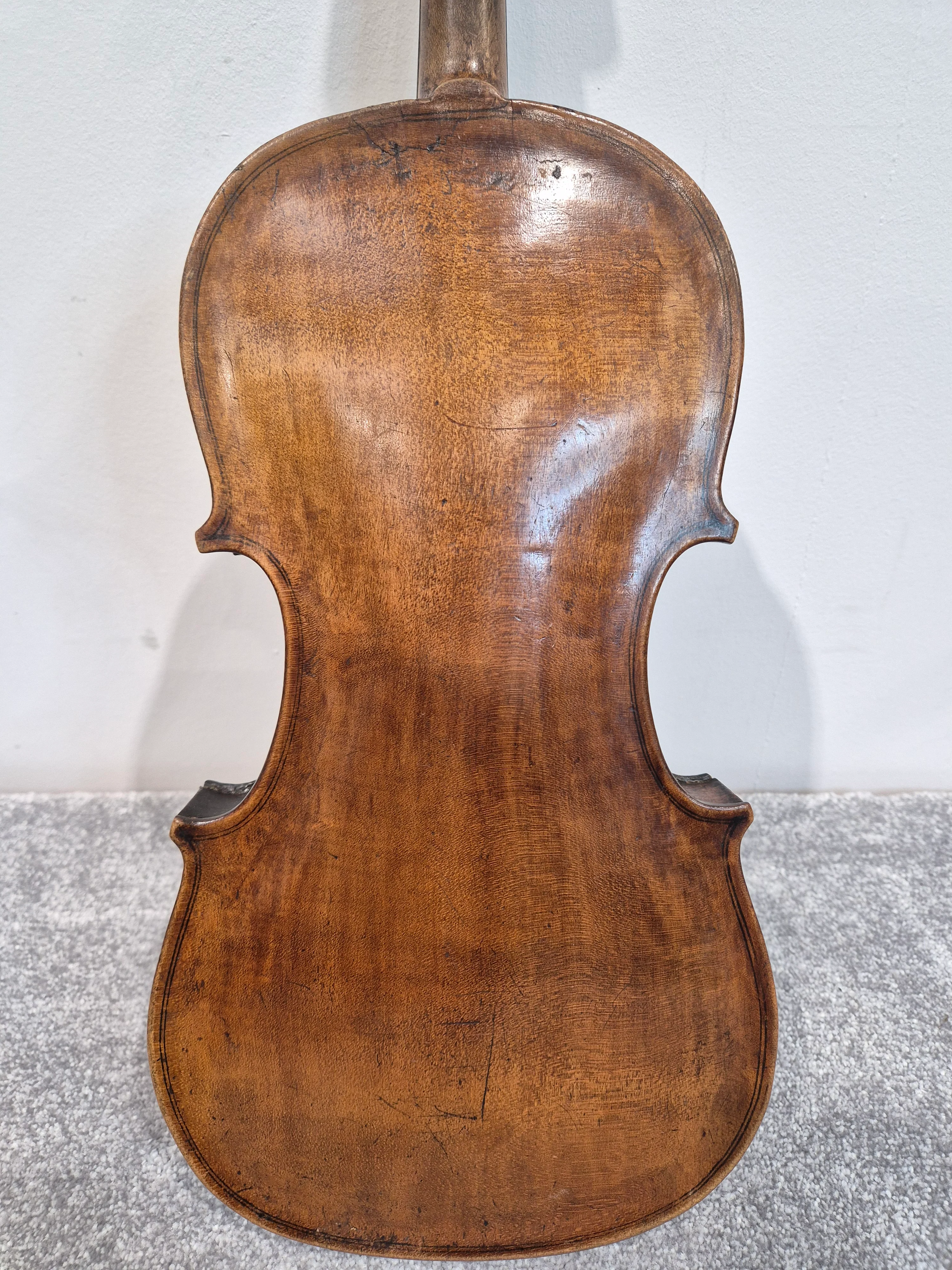 Antique Lion Head Violin - No Sound Post w/ Hard Case - Vintage - Image 3