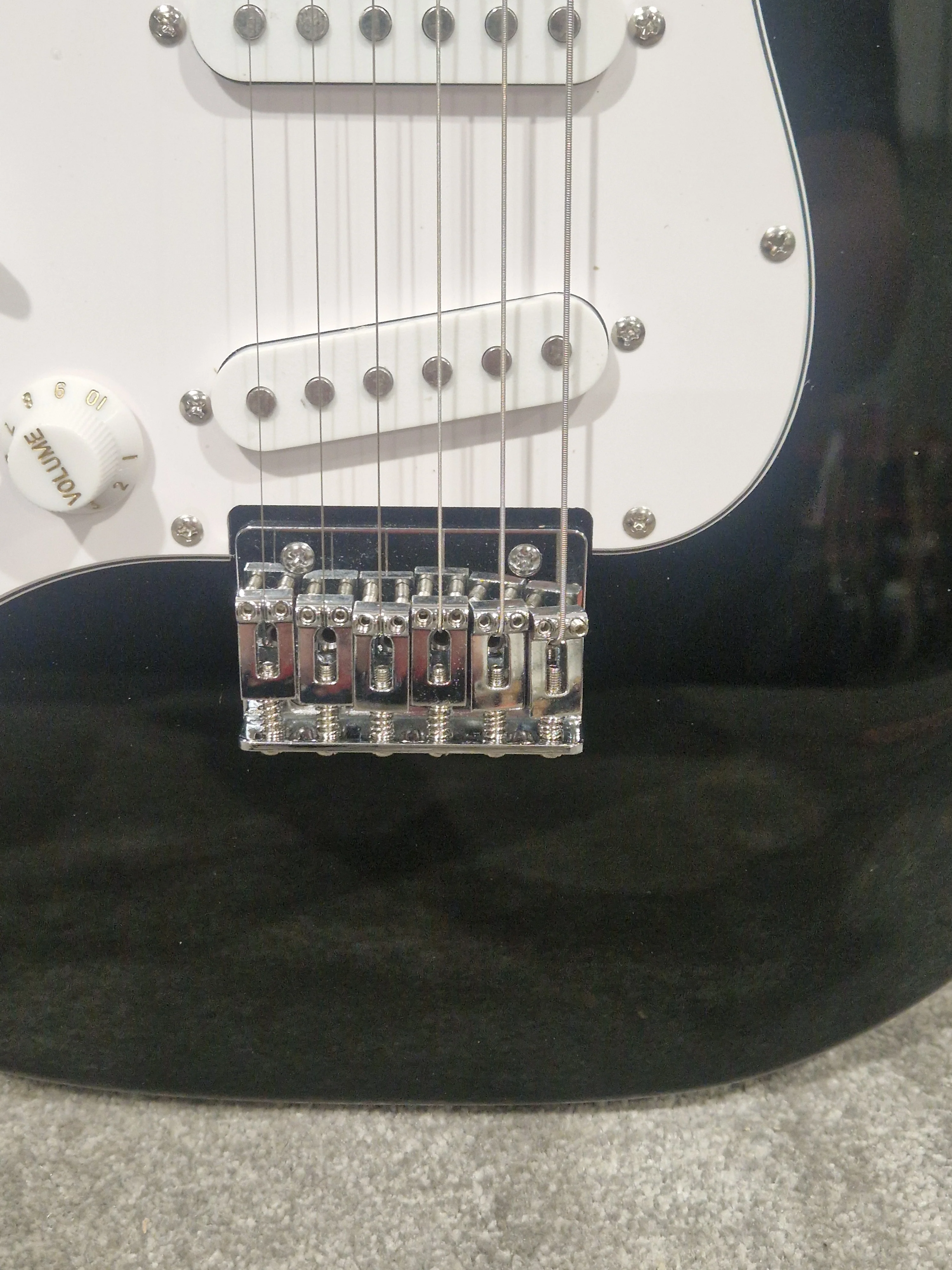Antiquity Mini ST Left Handed Electric Guitar - Excellent w/ Strap - Image 4