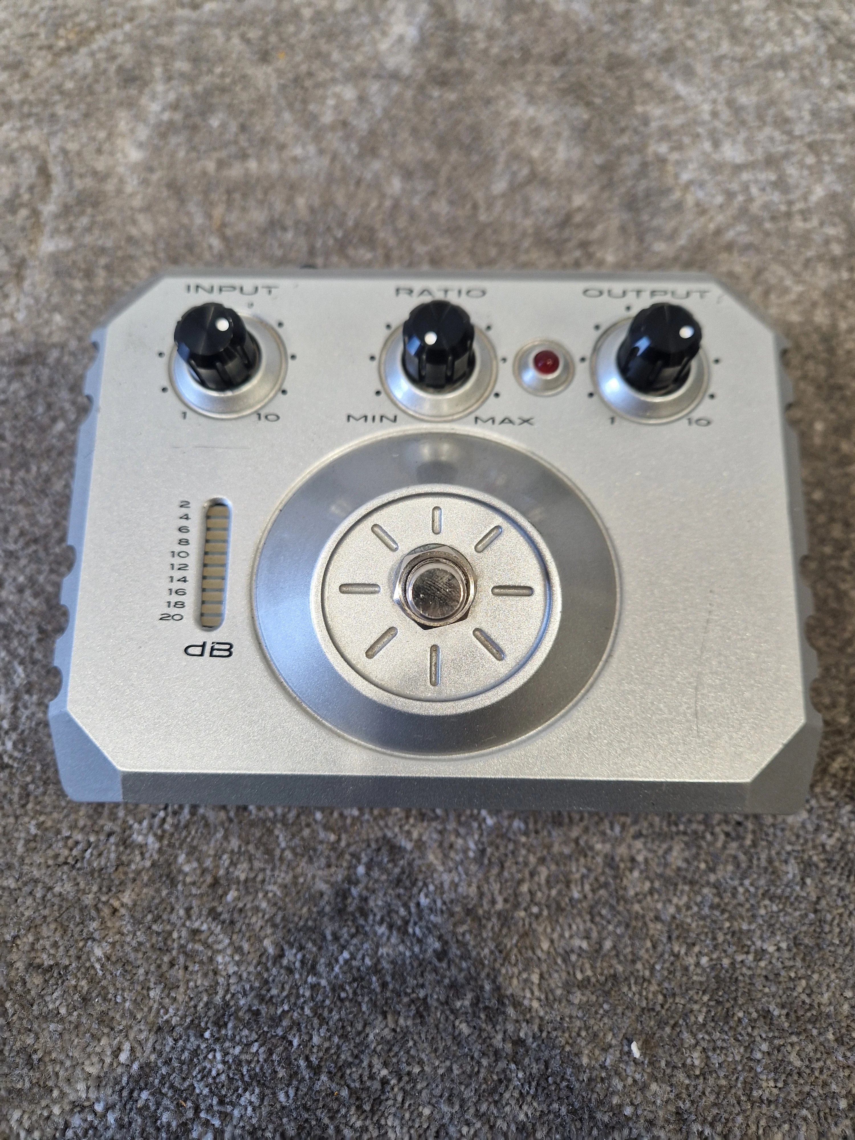 Aphex Punch Factory – Optical Compressor Pedal – Very Good - Image 2