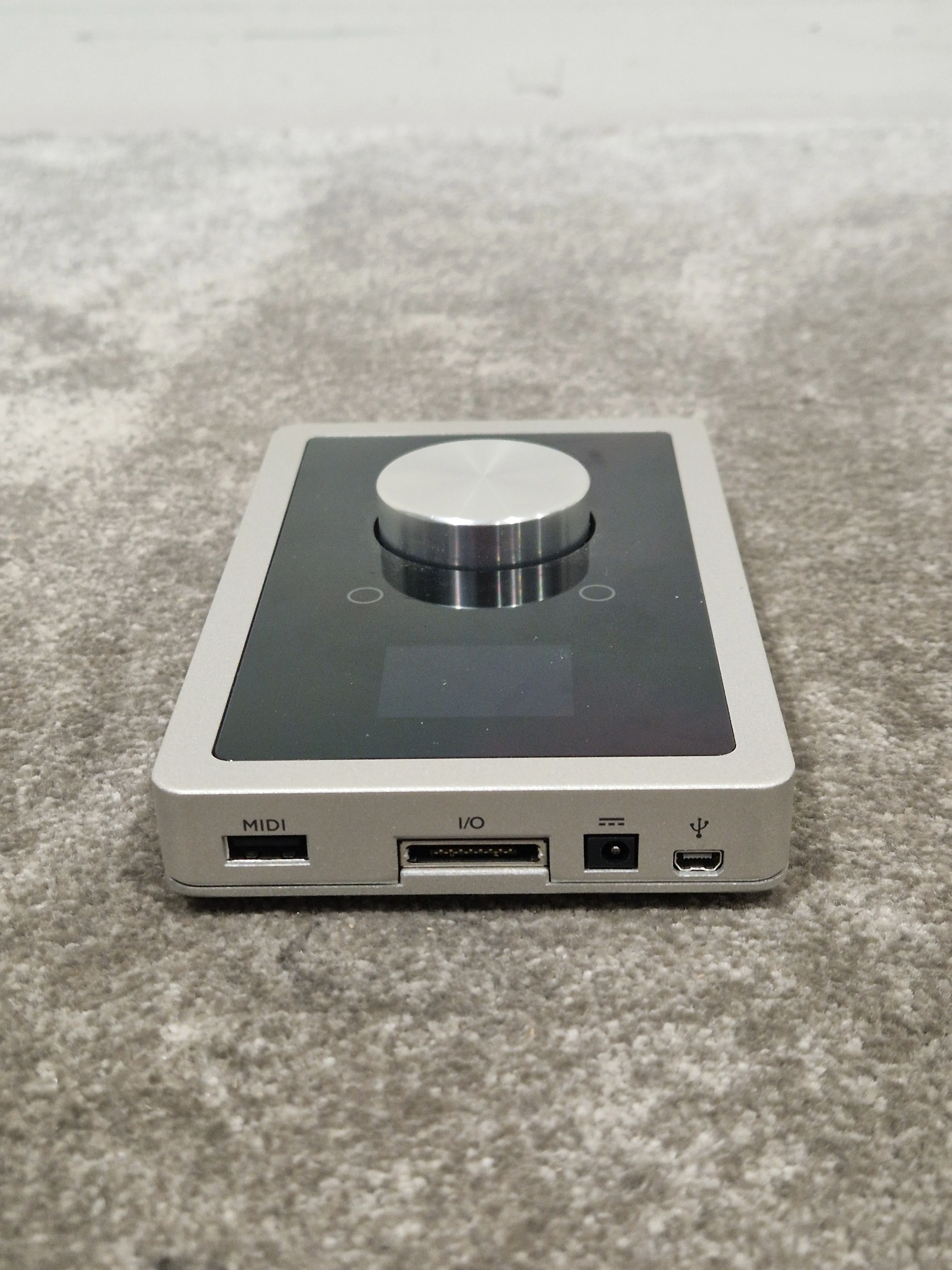 Apogee Duet - High-Quality Audio Interface - Excellent w/ Power Supply & Connector Cables - Image 8