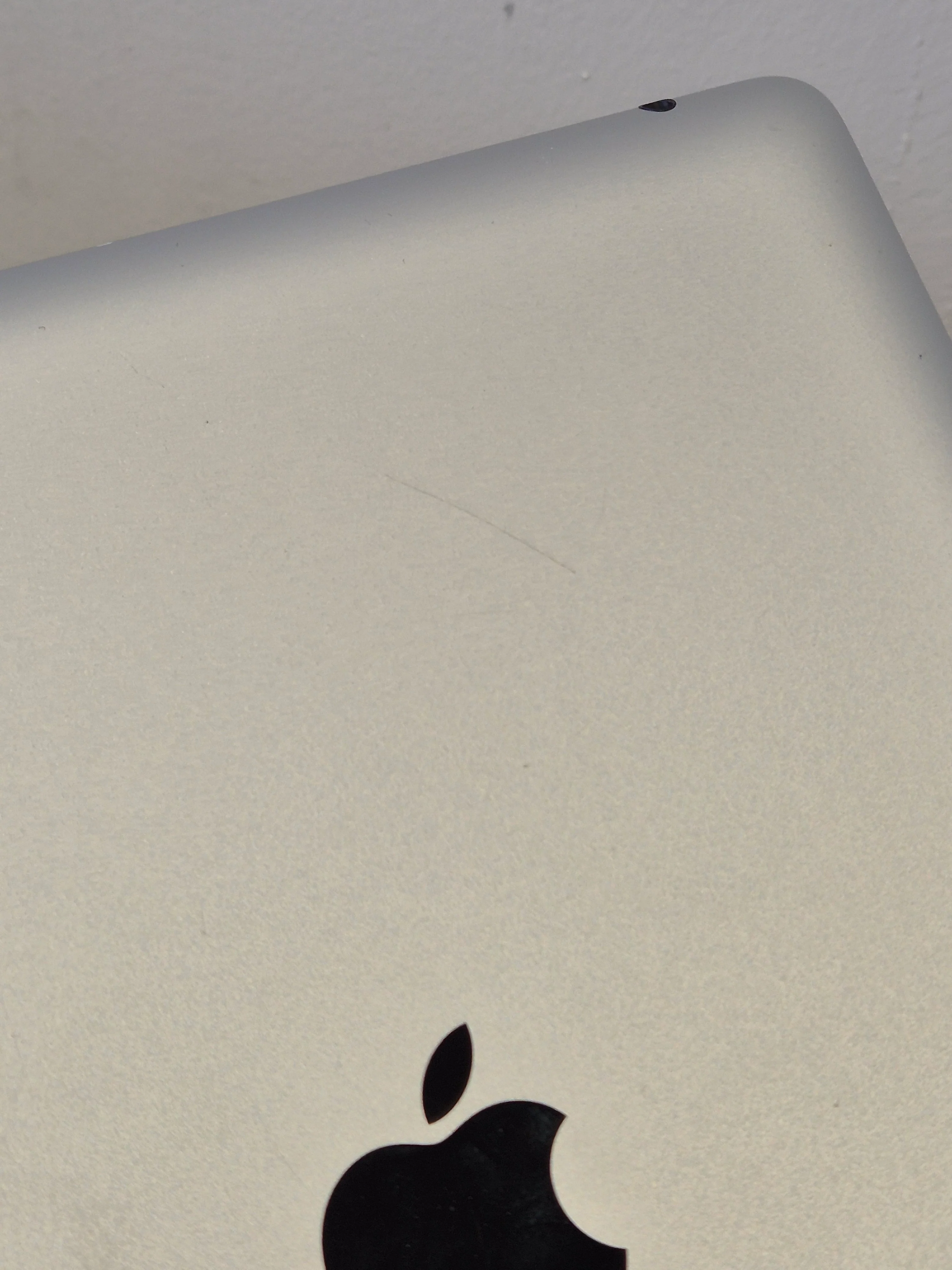 Apple iPad 2nd Gen - 9.7-inch 32GB w/ Original Box - Image 6
